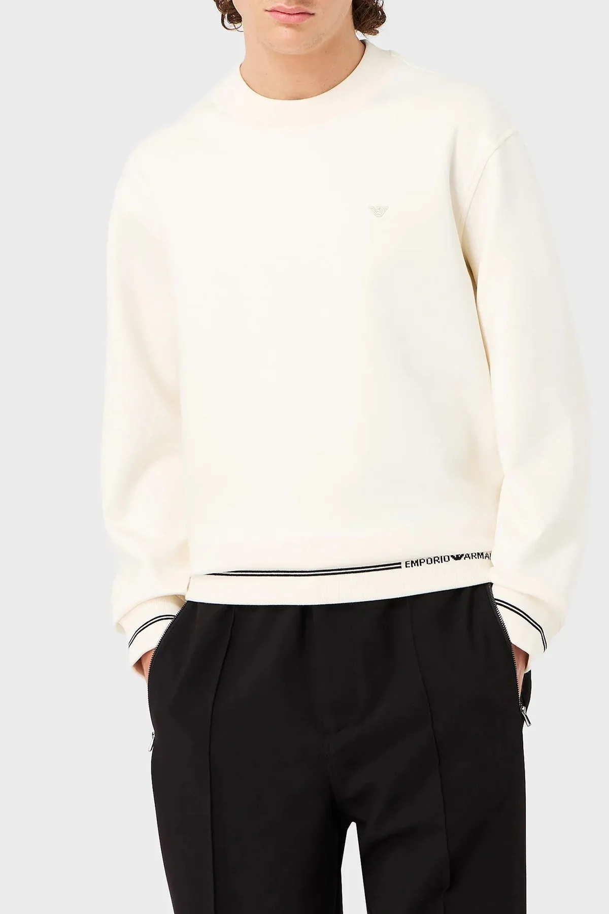 Emporio Armani Pamuklu Logolu Bisiklet Yaka Regular Fit Erkek Sweat 6R1MF2 1JHSZ 01M6 EKRU - 1