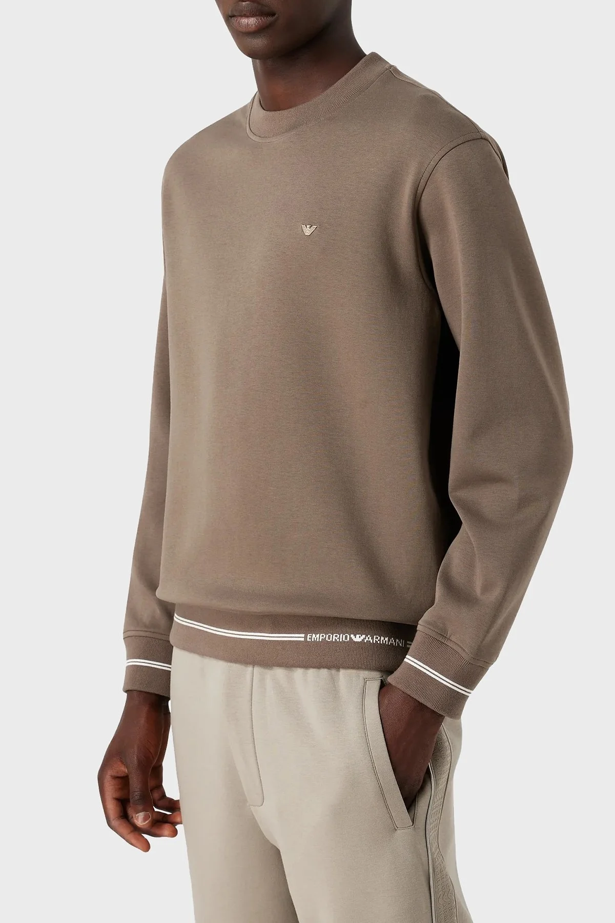 Emporio Armani Pamuklu Logolu Bisiklet Yaka Regular Fit Erkek Sweat 6R1MF2 1JHSZ 0488 KAHVE - 1