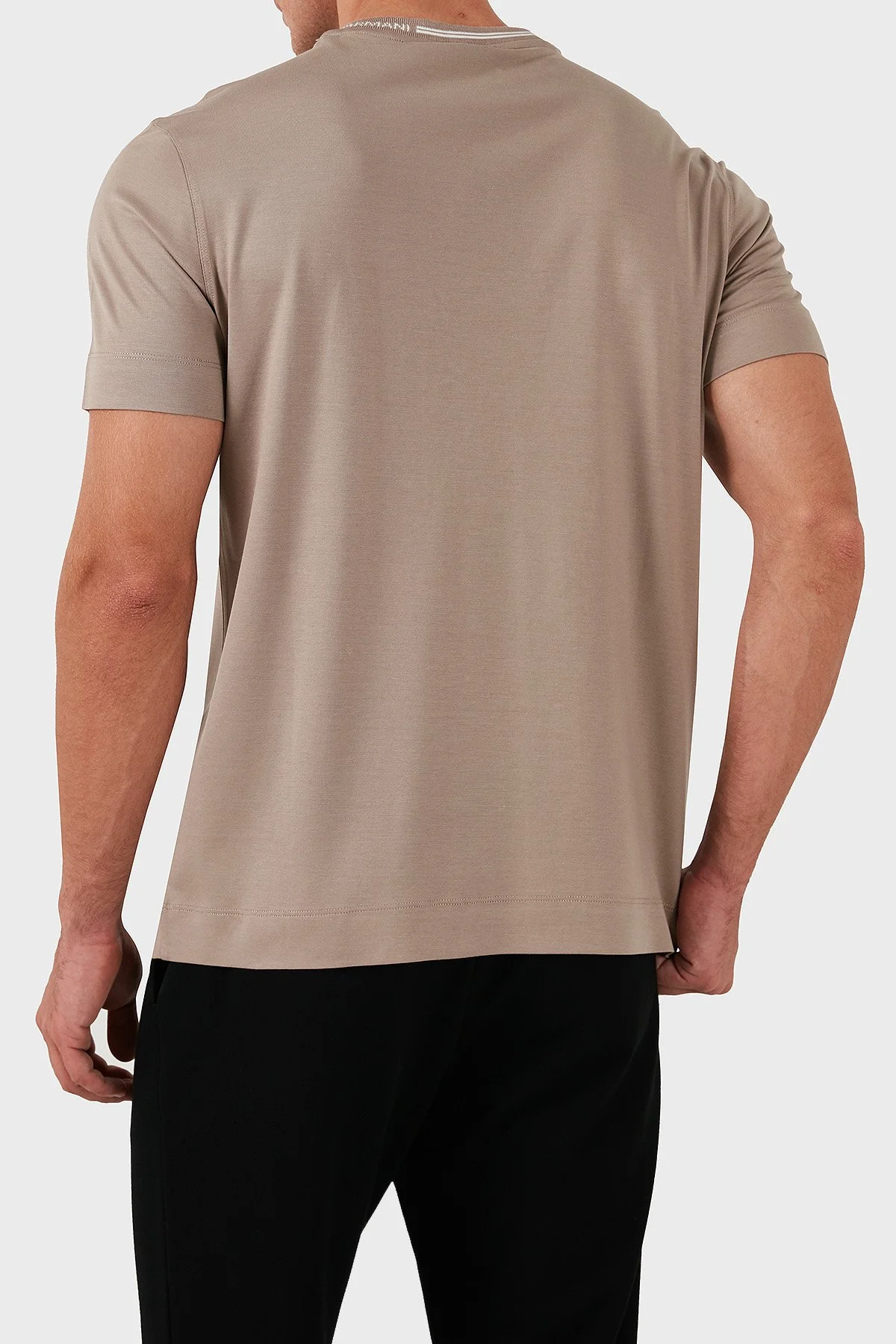 Emporio Armani Pamuklu Logolu Regular Fit Bisiklet Yaka Erkek T Shirt 6D1T95 1JOSZ 0144 BEJ - 3