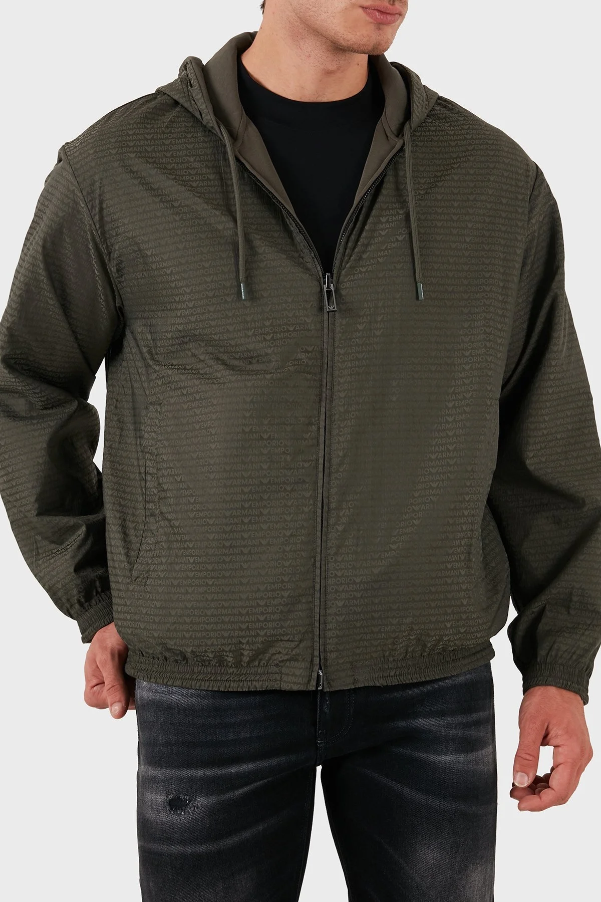 Emporio Armani Pamuklu Logolu Regular Fit Fermuarlı Kapüşonlu Erkek Yağmurluk 6D1MD3 1JHSZ 06K0 HAKİ - 7