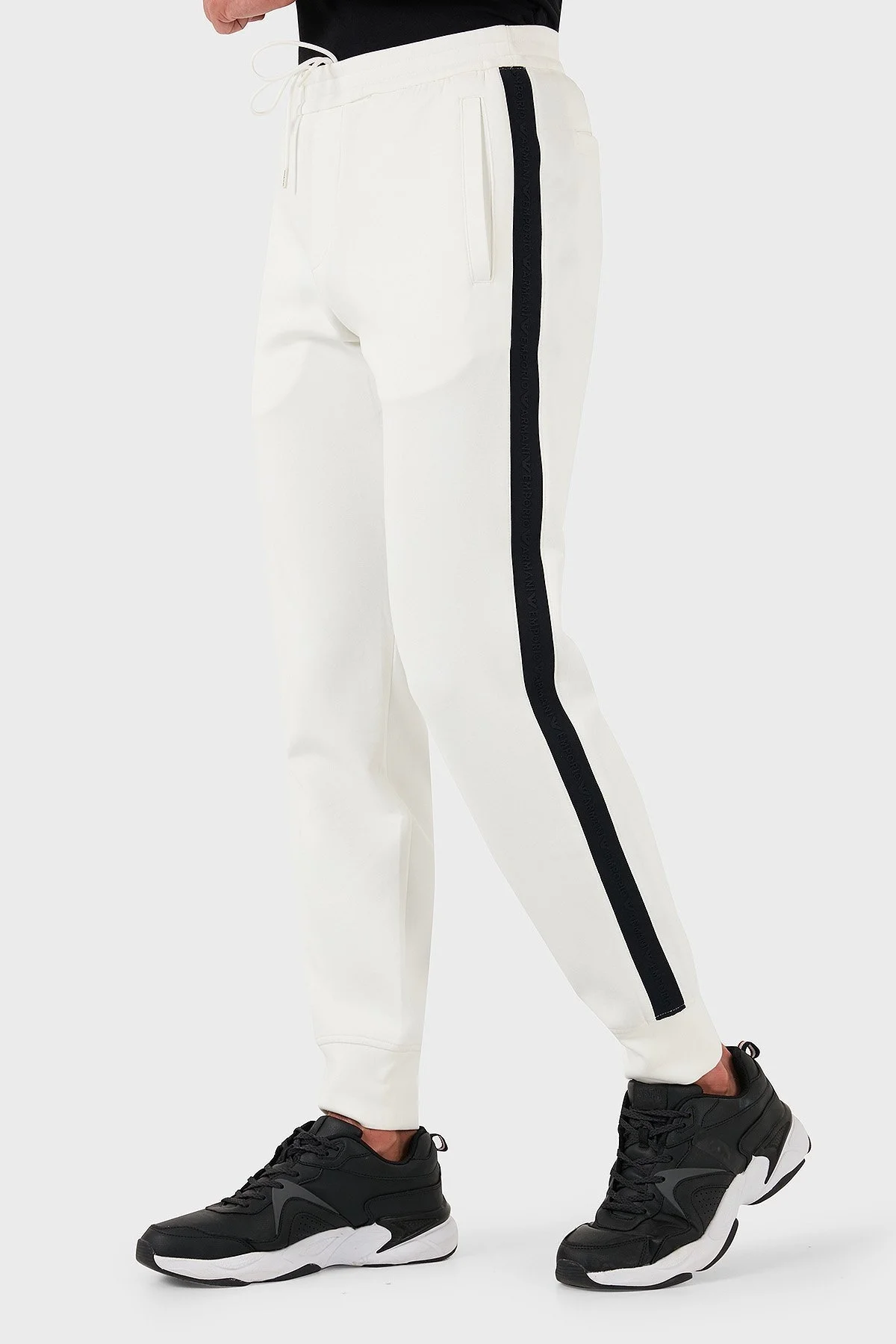 Emporio Armani Pamuklu Logolu Slim Fit Erkek Pantolon 6D1PK3 1JHSZ 0101 BEYAZ - 3