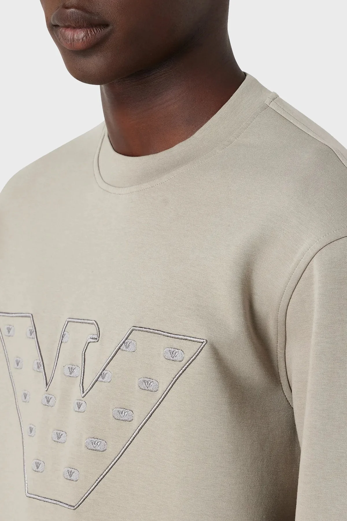 Emporio Armani Pamuklu Nakış Logolu Bisiklet Yaka Regular Fit Erkek Sweat 6R1ME7 1JHSZ 0643 VİZON - 4