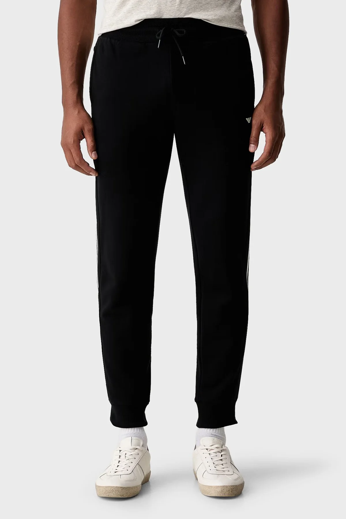 Emporio Armani Pamuklu Normal Bel Lastikli Paça Jogger Erkek Pantolon EM000500 AF25024 UC001 Siyah - 1