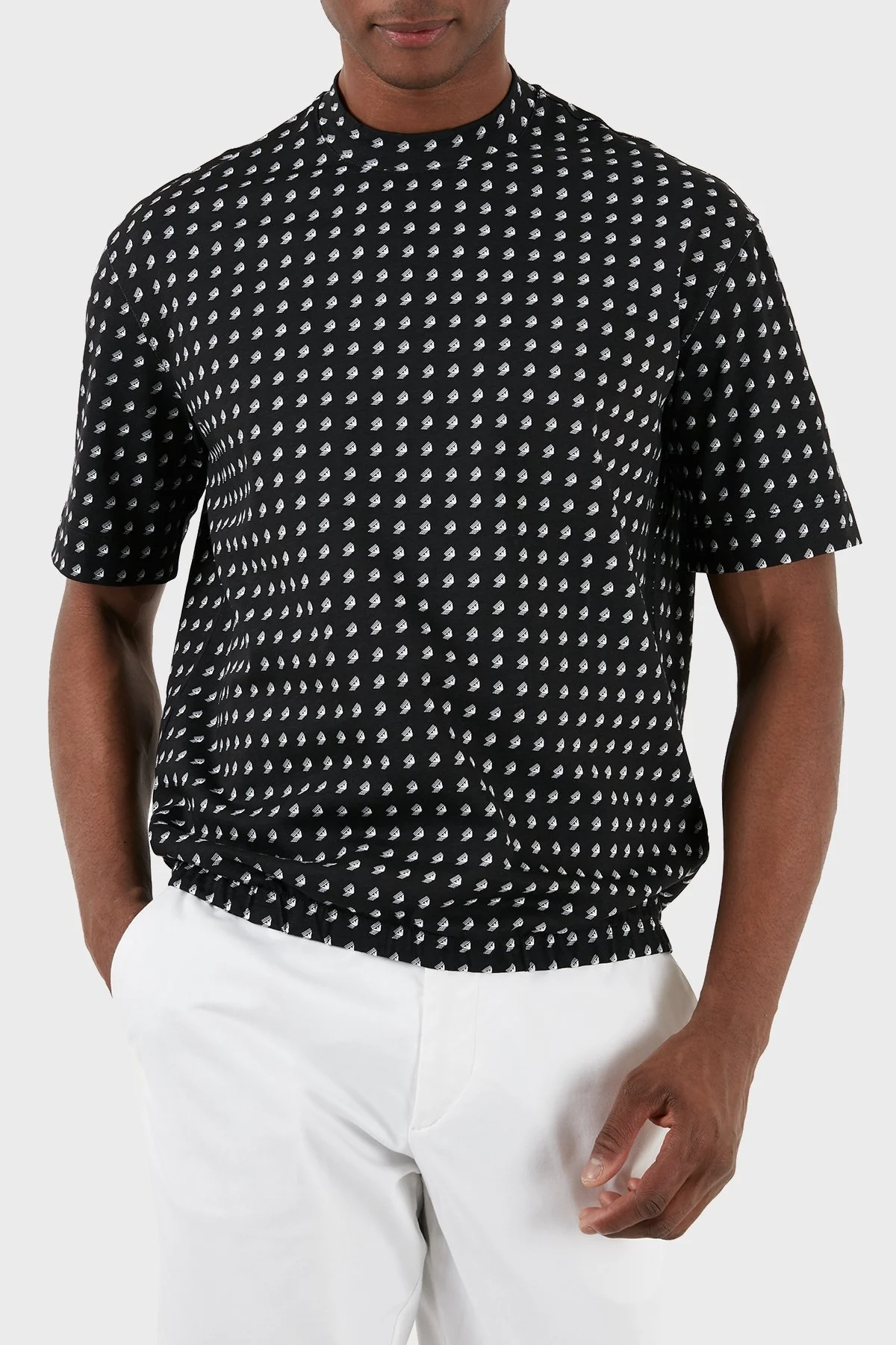 Emporio Armani Pamuklu Oversize Fit Bisiklet Yaka Erkek T Shirt 3D1TG7 1JOZZ F013 SİYAH - 1