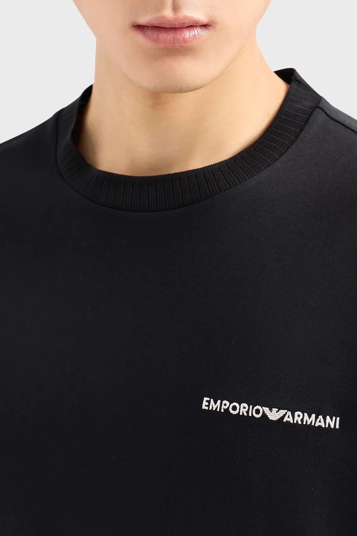 Emporio Armani Pamuklu Regular Fit Bisiklet Yaka Erkek T Shirt 3D1TN3 1JOCZ 0033 SİYAH - 2