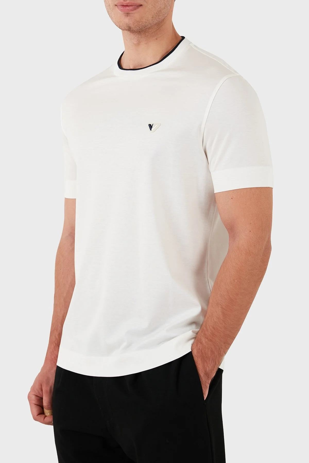 Emporio Armani Pamuklu Regular Fit Bisiklet Yaka Erkek T Shirt 6D1T99 1JOSZ 0101 BEYAZ - 5