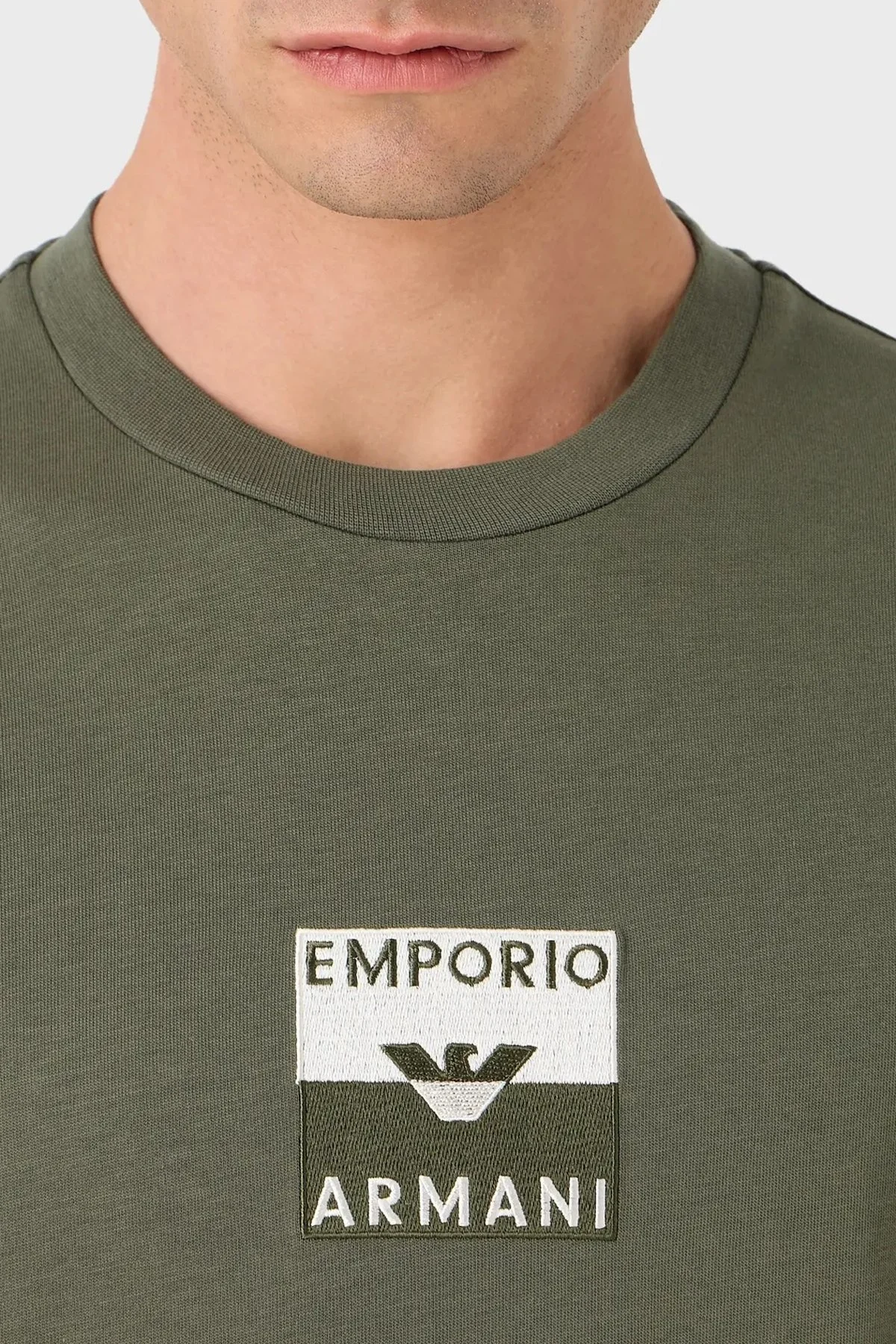 Emporio Armani Pamuklu Regular Fit Bisiklet Yaka Erkek T Shirt 6R1TDK 1JWZZ 0645 YEŞİL - 4