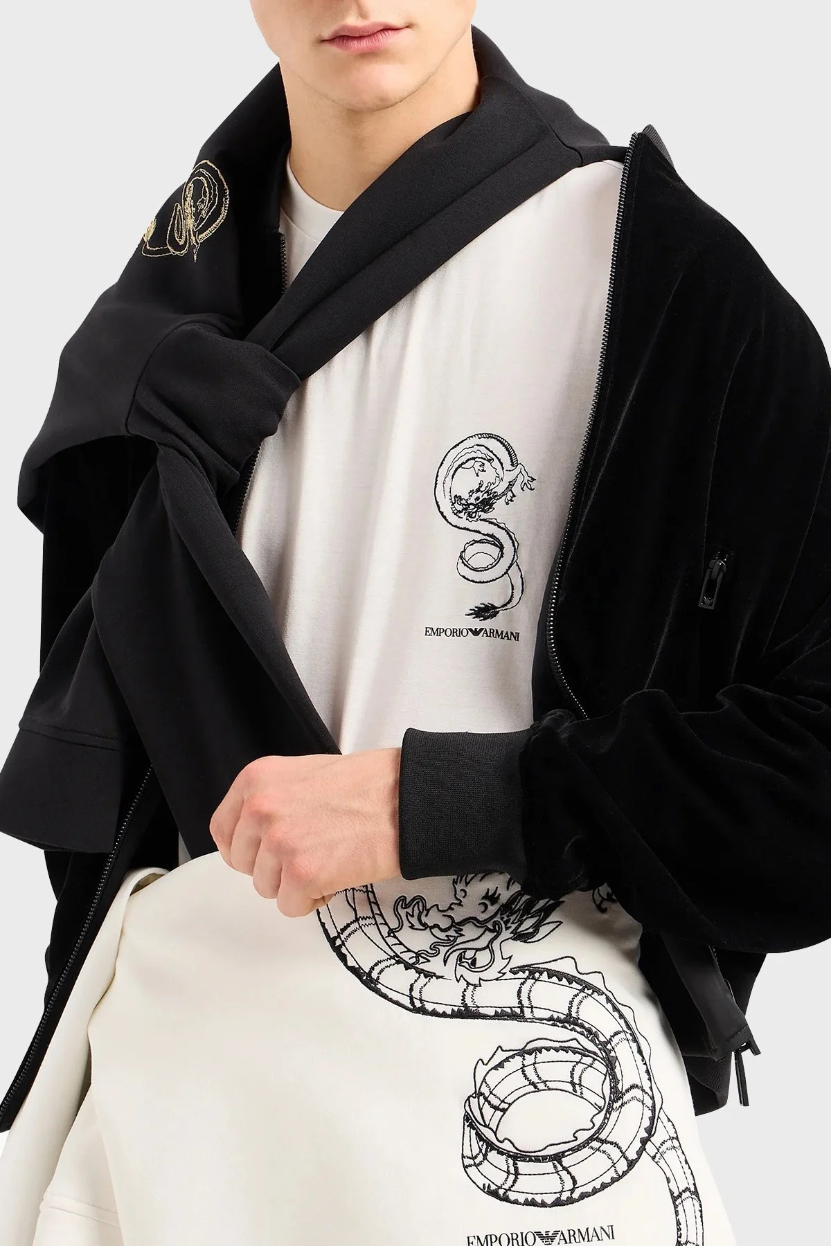 Emporio Armani Pamuklu Regular Fit Bisiklet Yaka Erkek T Shirt EM000009 AF10017 M0007 EKRU - 2