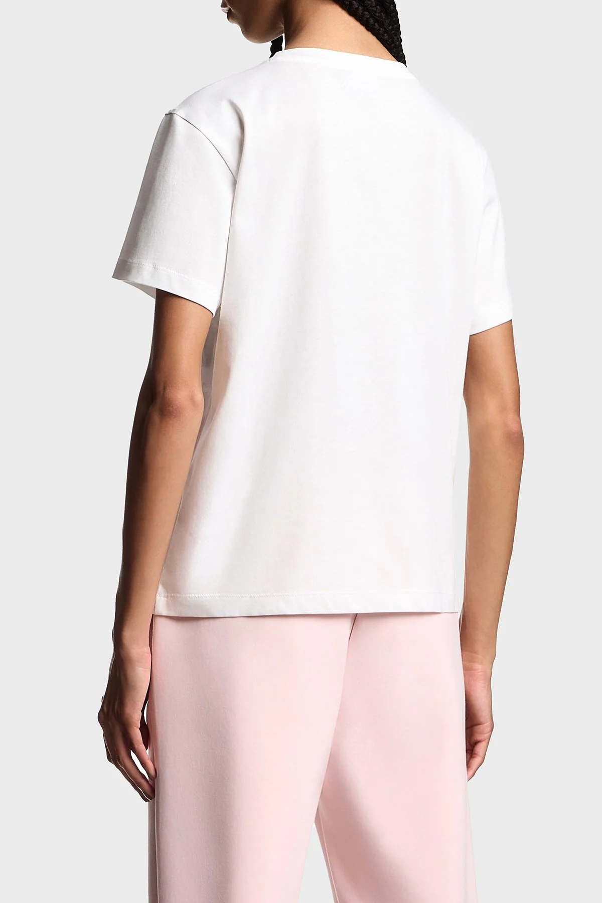 Emporio Armani Pamuklu Regular Fit Bisiklet Yaka Minimal Desenli Kadın T Shirt EW002608 AF18844 U0006 BEYAZ - 3
