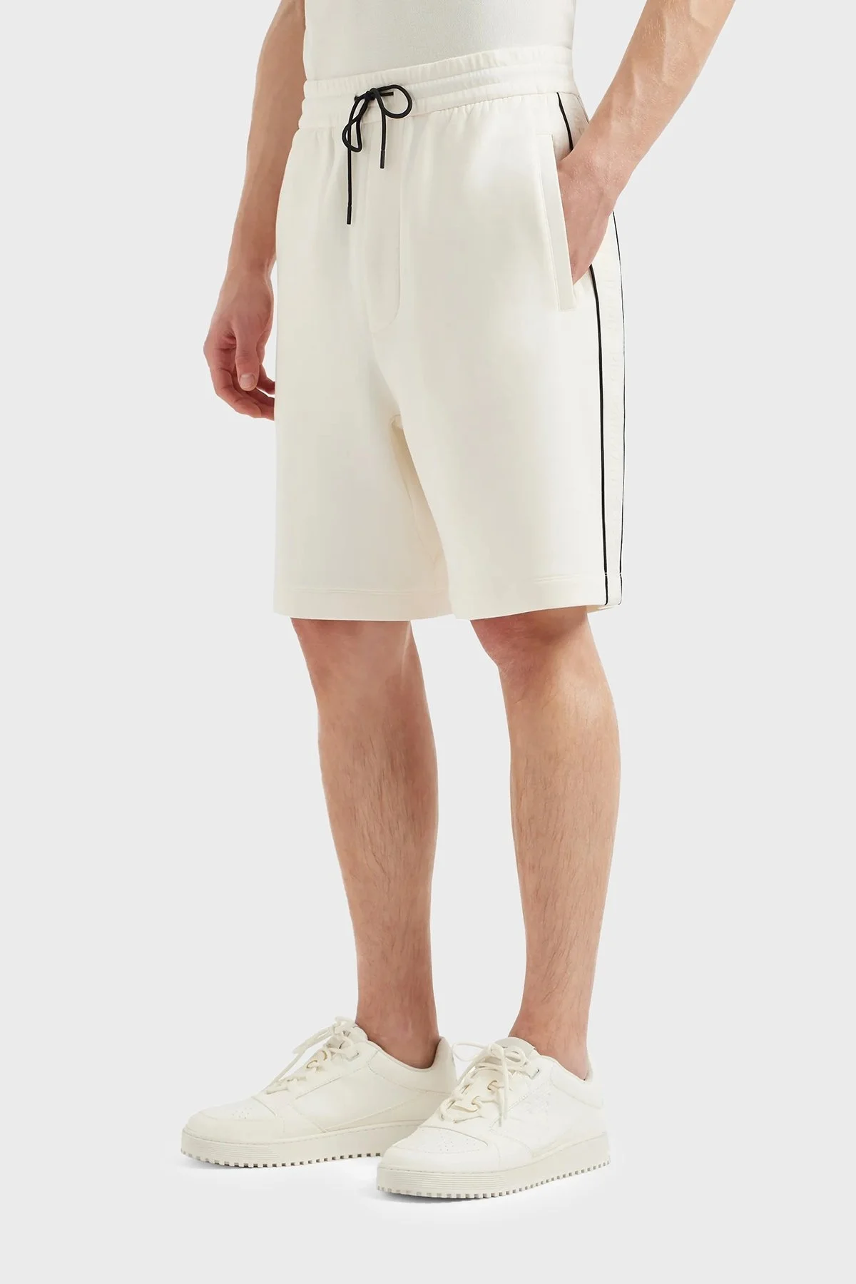 Emporio Armani Pamuklu Regular Fit Cepli Erkek Short 3D1P69 1JHSZ 0128 EKRU - 1