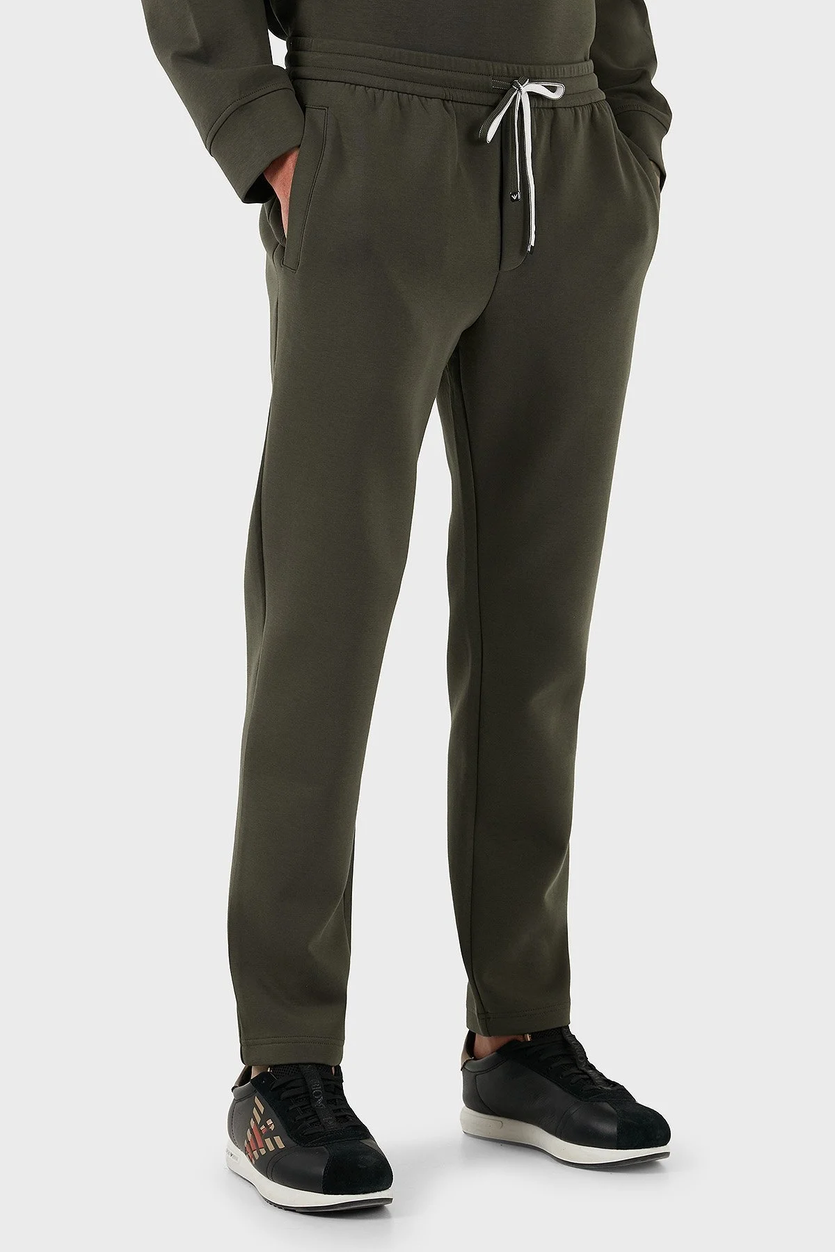 Emporio Armani Pamuklu Regular Fit Daralan Paça Erkek Pantolon 8N1PD8 1JHSZ U8120 SİYAH - 4