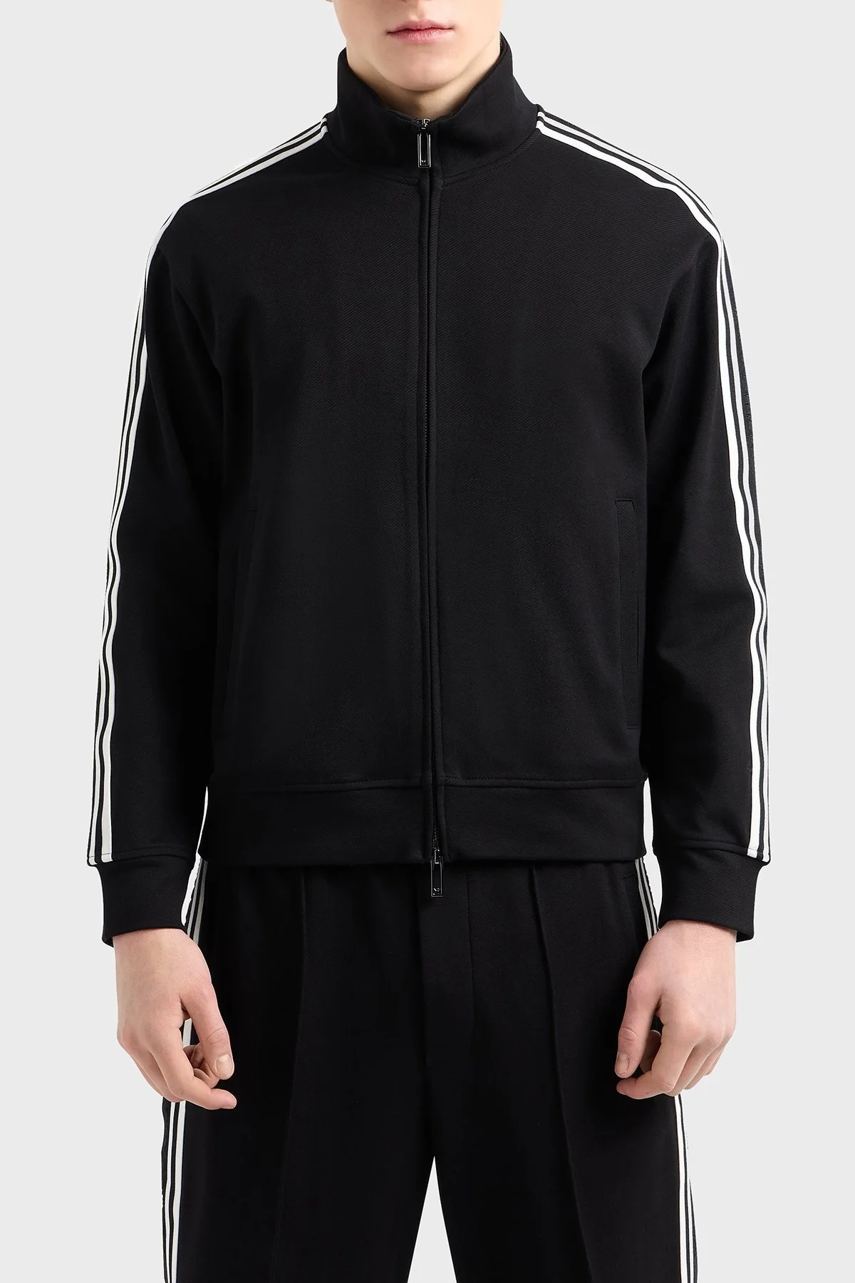 Emporio Armani Pamuklu Regular Fit Dik Yaka Logo Bantlı Erkek Sweat EM001110 AF13488 UC001 SİYAH - 1