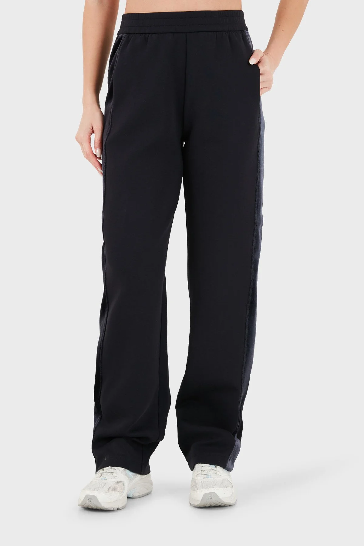 Emporio Armani Pamuklu Regular Fit Düz Paça Kadın Pantolon EW004207 AF10002 UB118 Lacivert - 4