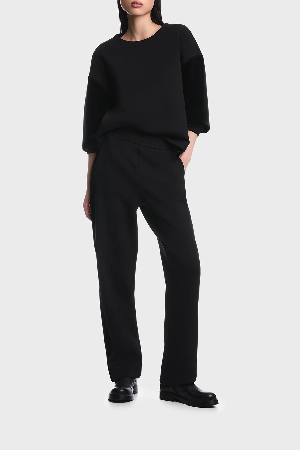 Emporio Armani Pamuklu Regular Fit Düz Paça Kadın Pantolon EW004207 AF10002 UC001 Siyah - 2