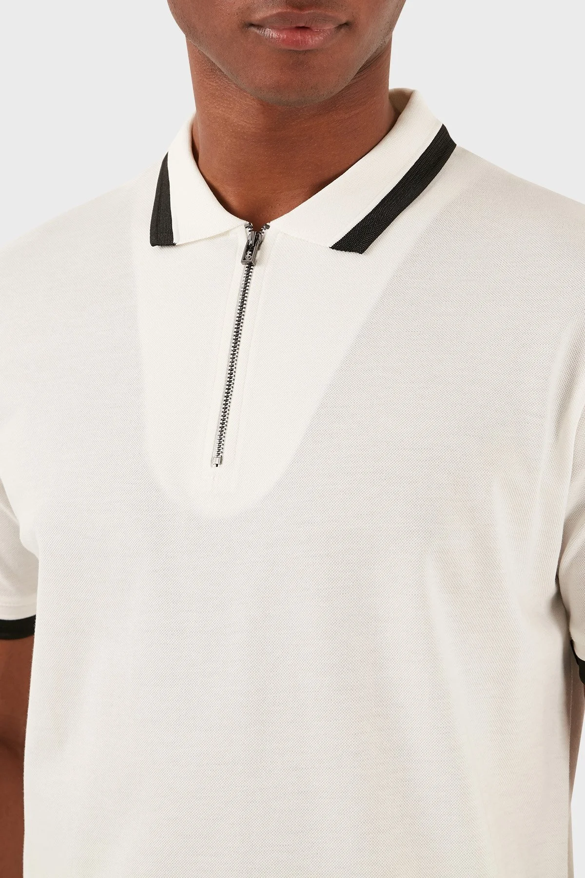 Emporio Armani Pamuklu Regular Fit Fermuarlı Erkek Polo Yaka T Shirt 3D1FE5 1JTKZ 0101 BEYAZ - 10