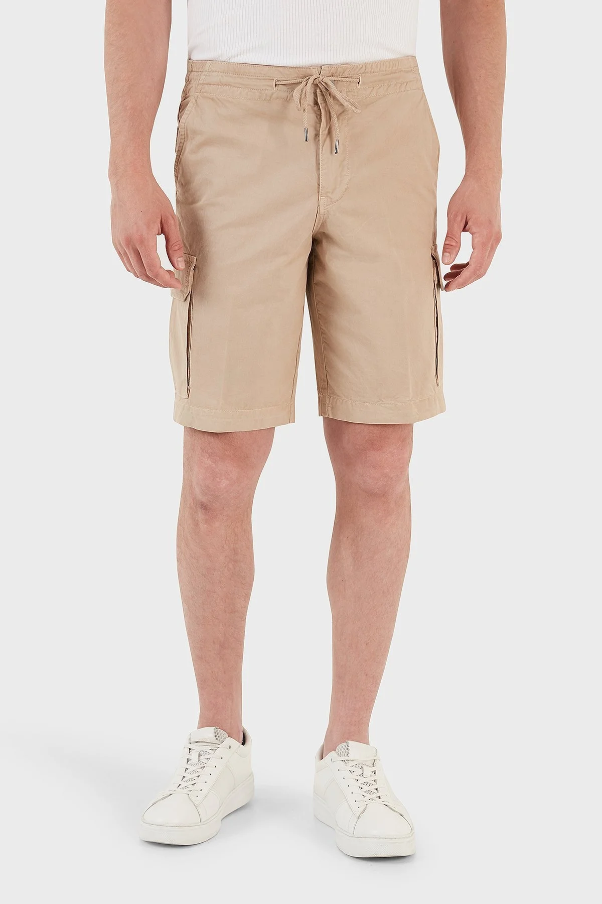 Emporio Armani Pamuklu Regular Fit Kargo Erkek Short 211835 3R471 00051 BEJ - 3
