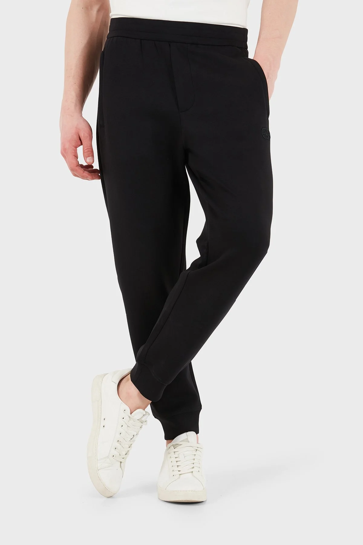 Emporio Armani Pamuklu Regular Fit Lastikli Paça Jogger Erkek Pantolon EM004539 AF10013 UC001 SİYAH - 5