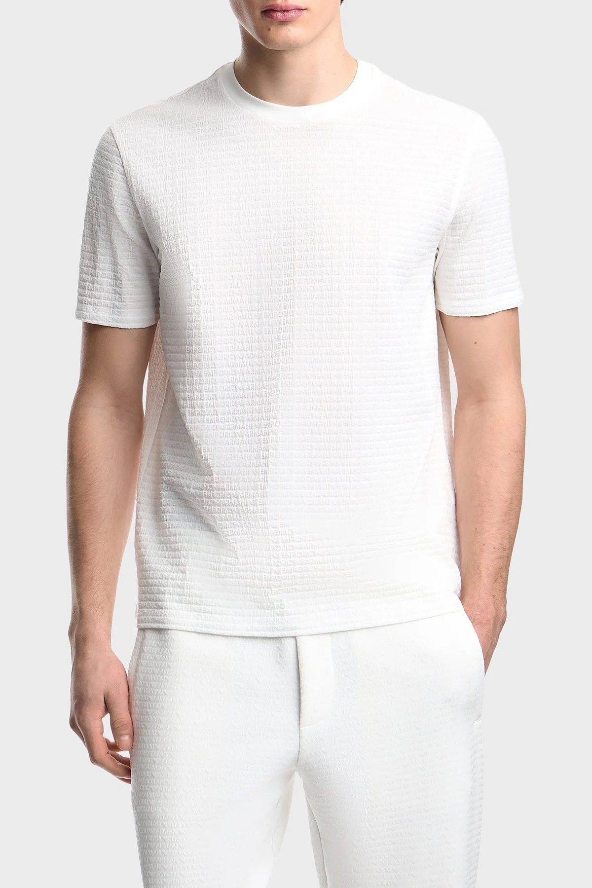 Emporio Armani Pamuklu Regular Fit Logolu Bisiklet Yaka Erkek T Shirt EM004594 AF10762 F0185 BEYAZ - 1