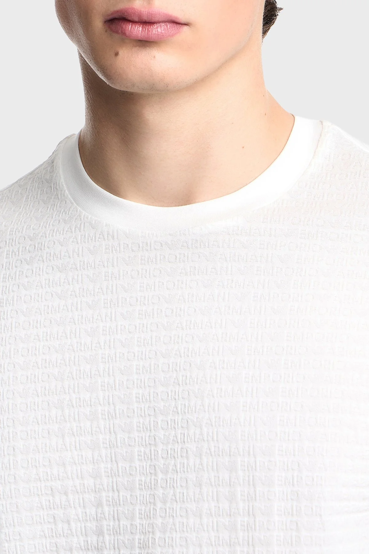 Emporio Armani Pamuklu Regular Fit Logolu Bisiklet Yaka Erkek T Shirt EM004594 AF10762 F0185 BEYAZ - 4