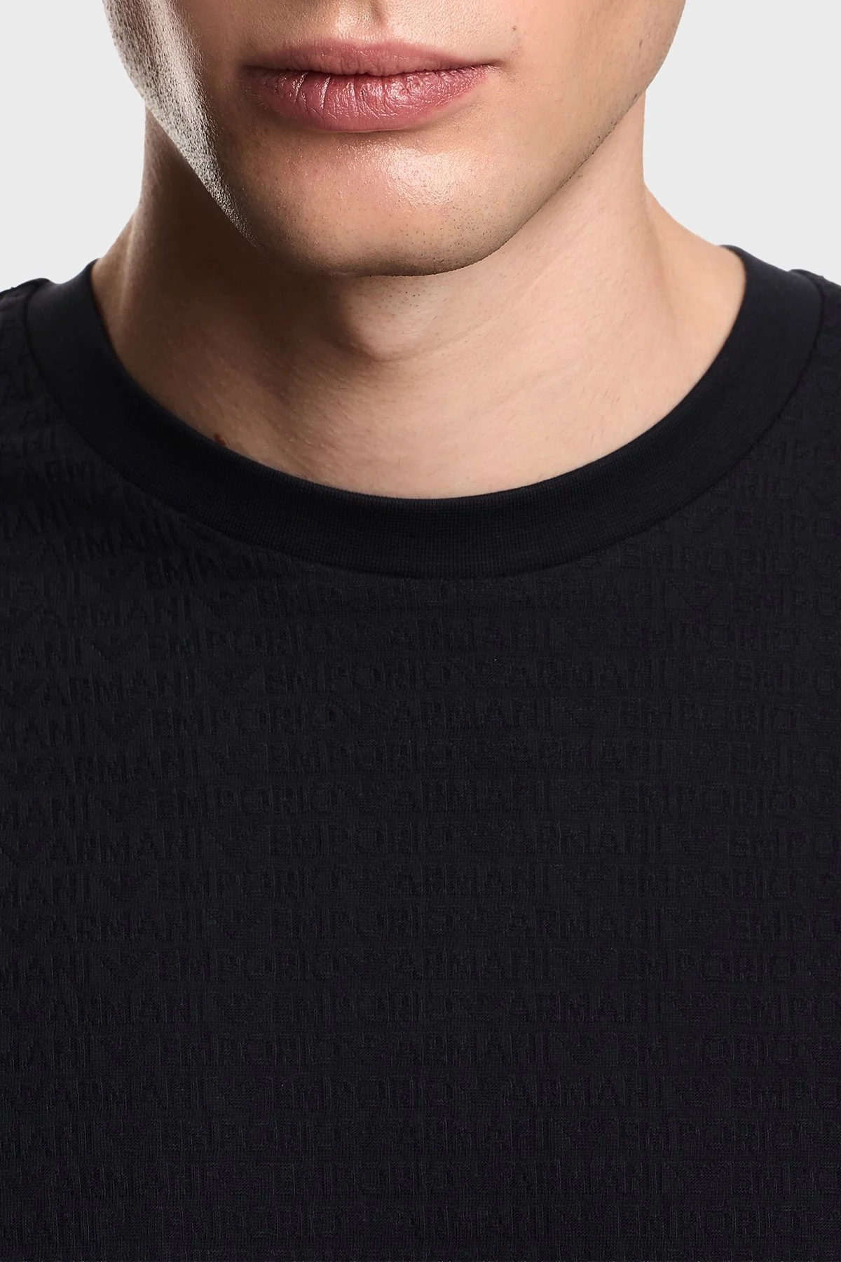 Emporio Armani Pamuklu Regular Fit Logolu Bisiklet Yaka Erkek T Shirt EM004594 AF10762 FB413 LACİVERT - 4