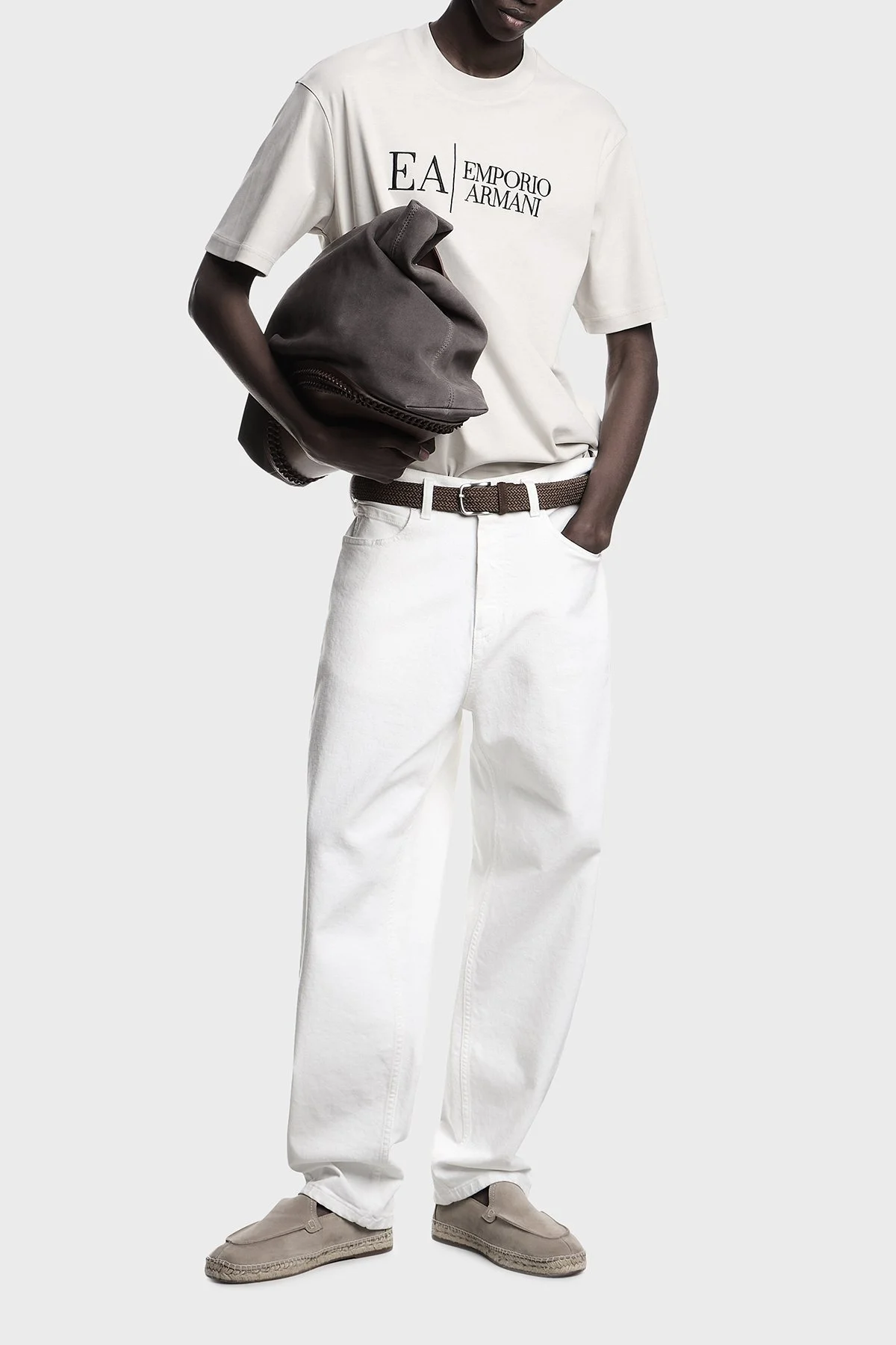 Emporio Armani Pamuklu Regular Fit Logolu Bisiklet Yaka Erkek T Shirt EM005551 AF25183 F0038 BEYAZ - 2