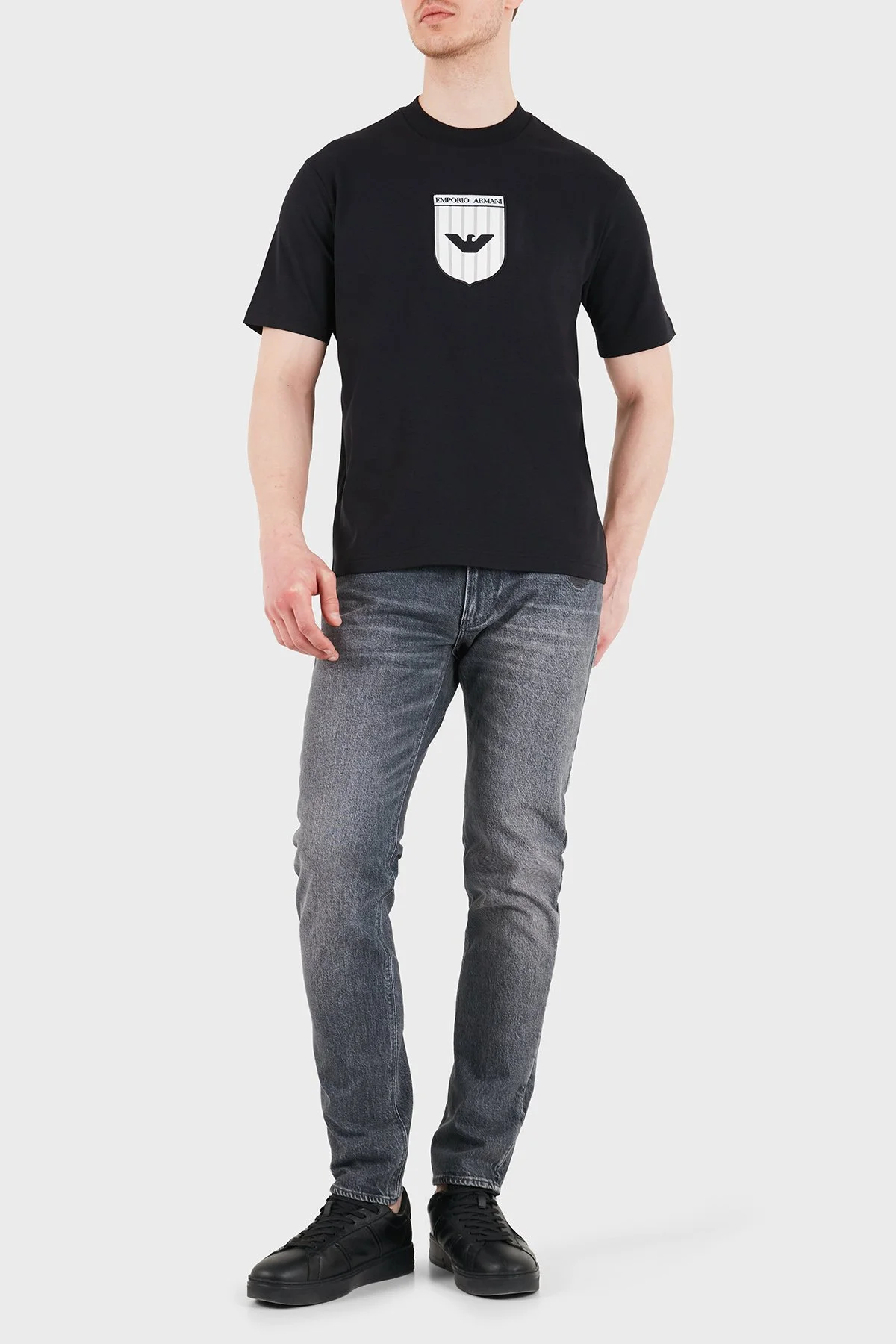 Emporio Armani Pamuklu Regular Fit Logolu Bisiklet Yaka Erkek T Shirt EM005551 AF25183 F8097 SİYAH - 2