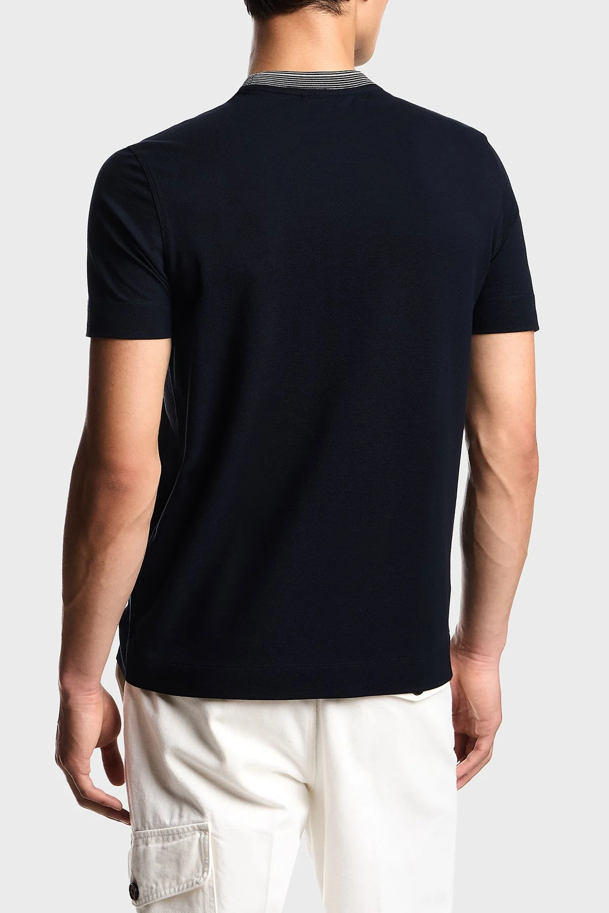 Emporio Armani Pamuklu Regular Fit Logolu Çizgi Detaylı Bisiklet Yaka Erkek T Shirt EM002965 AF12955 UB118 LACİVERT - 3