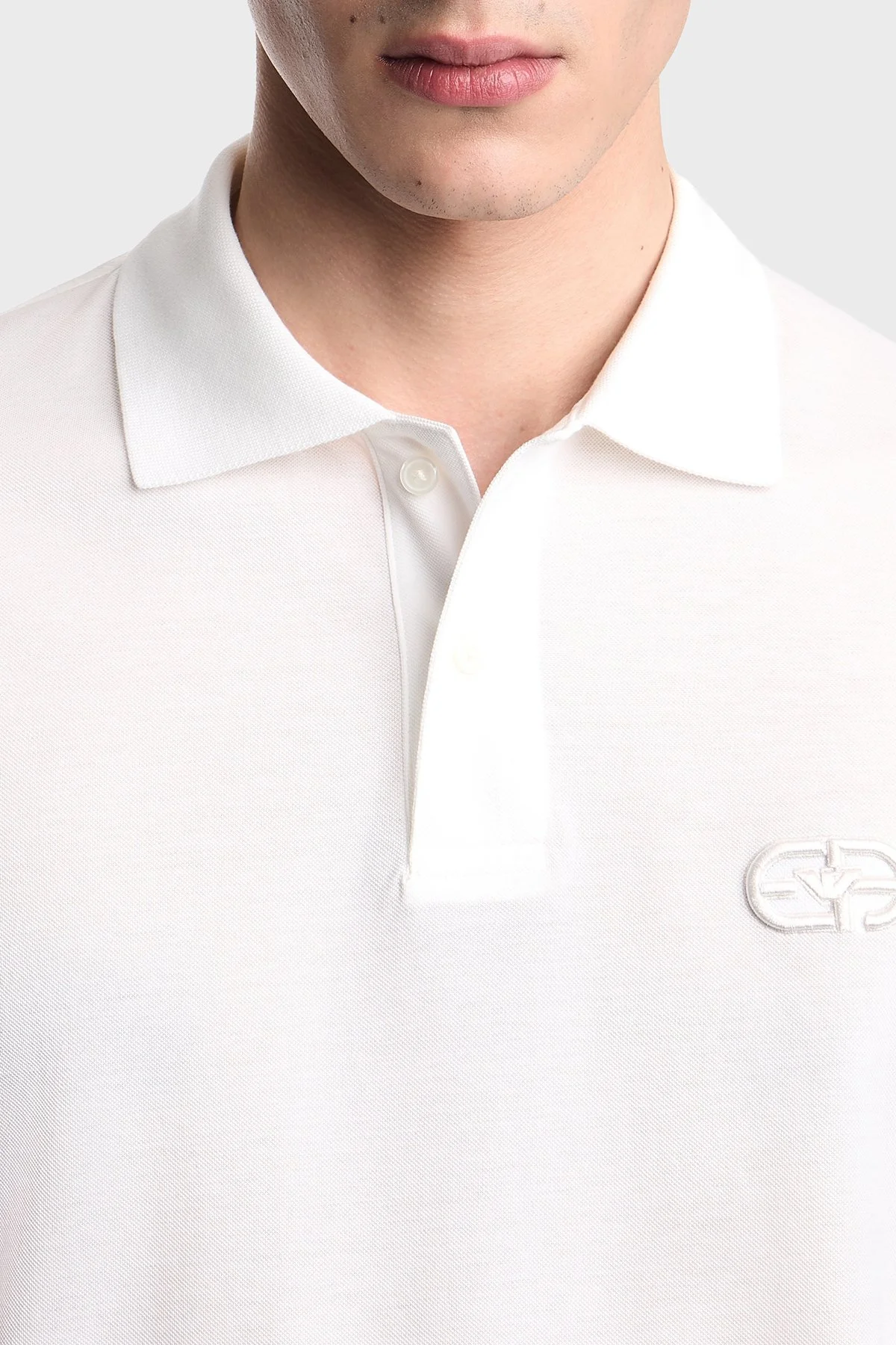 Emporio Armani Pamuklu Regular Fit Logolu Düğmeli Erkek Polo EM004579 AF13742 U0003 BEYAZ - 4