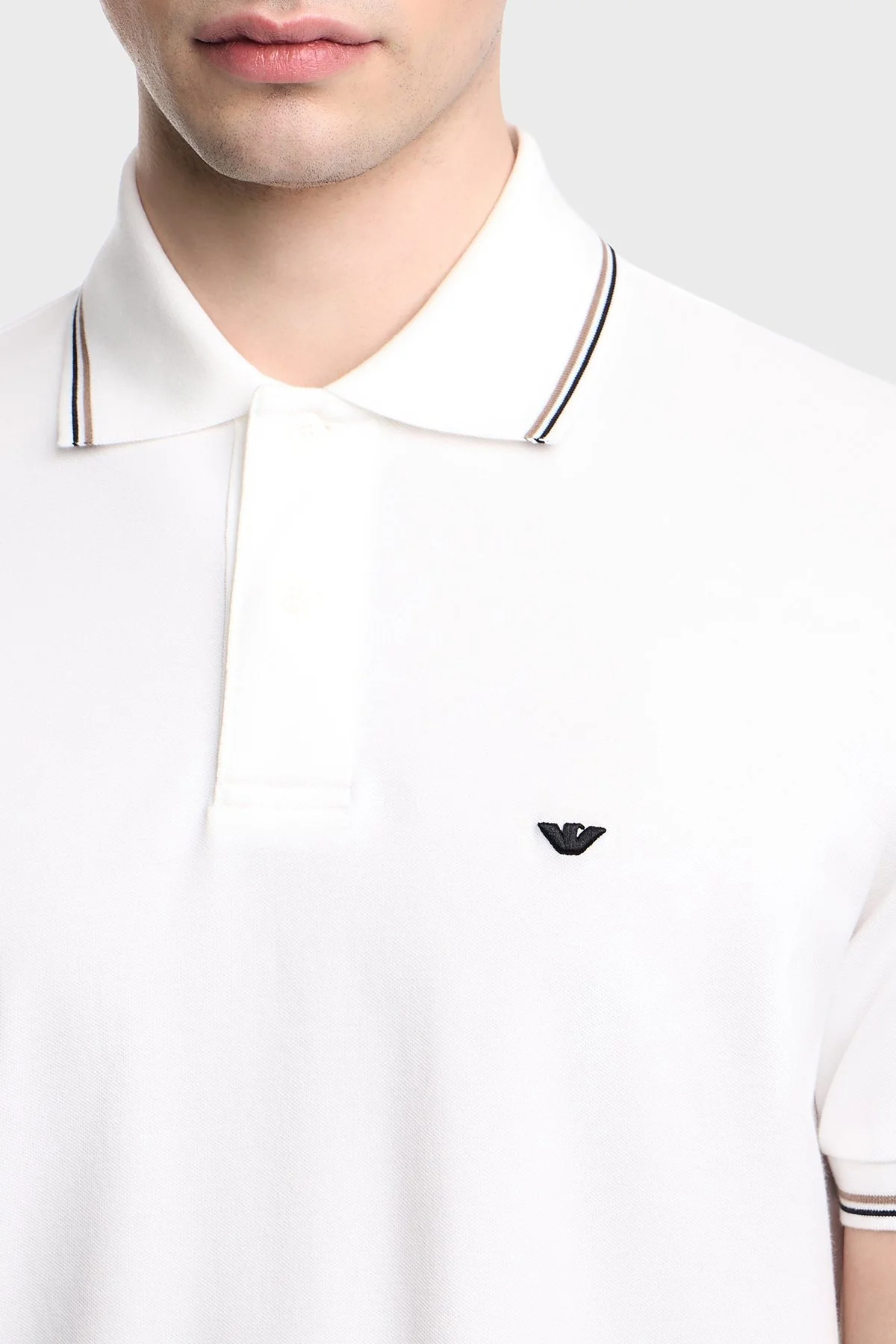 Emporio Armani Pamuklu Regular Fit Logolu Düğmeli Erkek Polo EM004606 AF23090 U0003 BEYAZ - 4