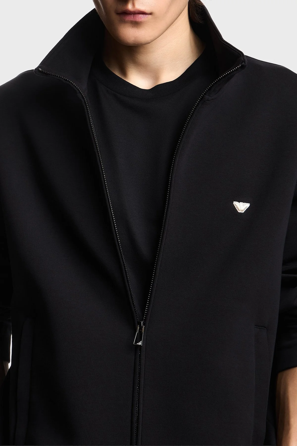 Emporio Armani Pamuklu Regular Fit Logolu Fermuarlı Dik Yaka Erkek Sweat EM004536 AF10013 UC001 SİYAH - 4
