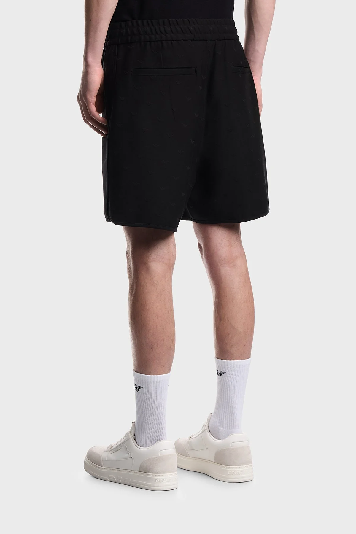 Emporio Armani Pamuklu Regular Fit Logolu Normal Bel Erkek Short EM004865 AF13700 FC322 SİYAH - 3