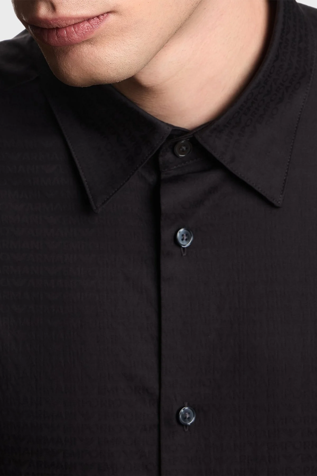 Emporio Armani Pamuklu Regular Fit Logolu Uzun Kollu Erkek Gömlek EM001537 AF18123 FC203 SİYAH - 4