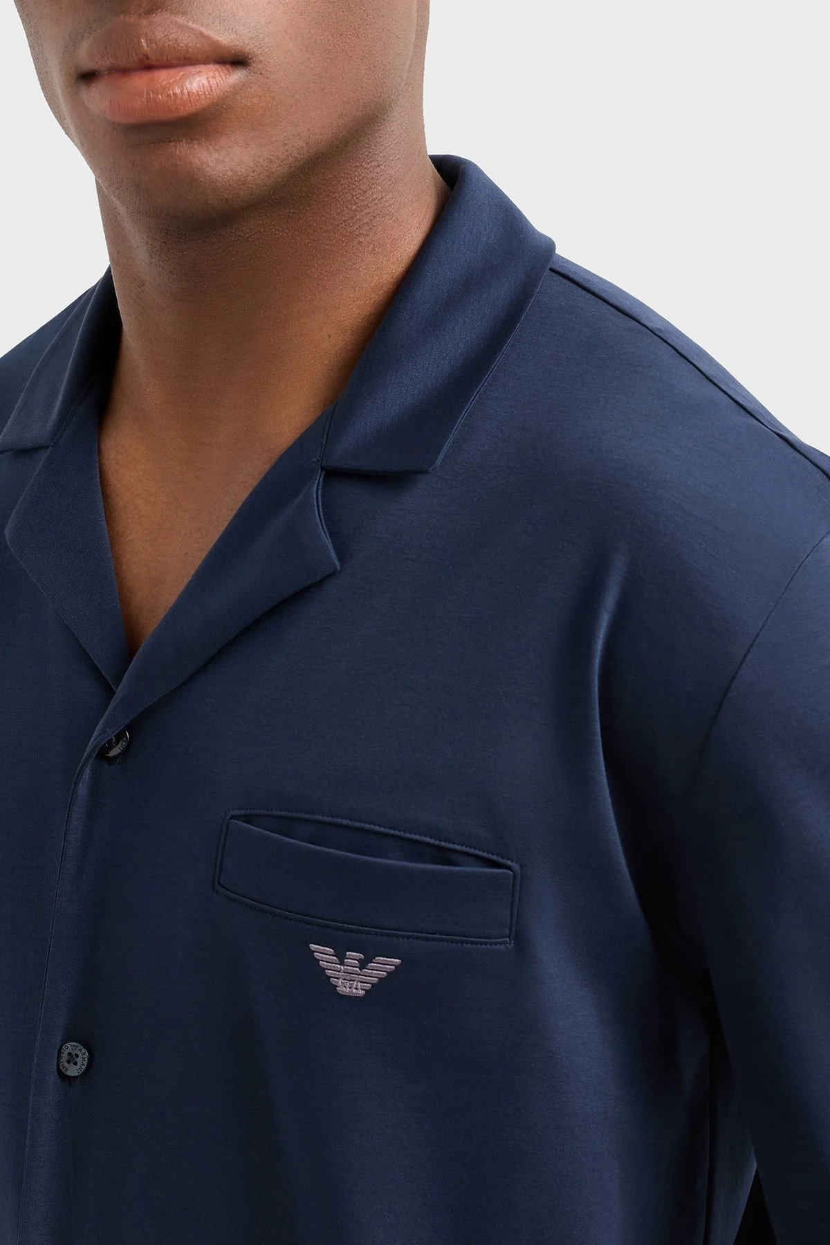 Emporio Armani Pamuklu Regular Fit Normal Bel Düz Paça Apaş Yaka Erkek Pijama Takımı EM000615 AF10789 UB102 LACİVERT - 6