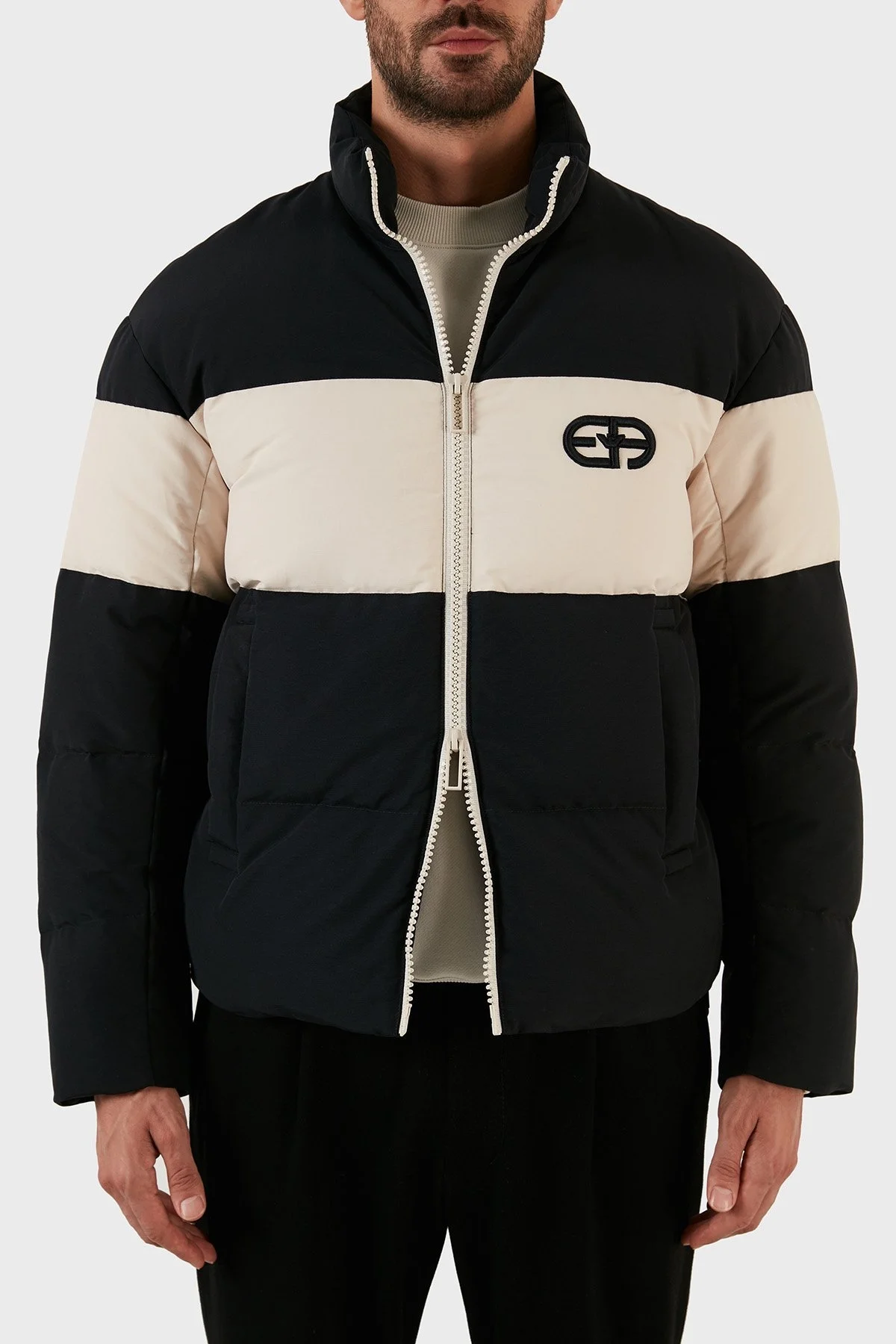 Emporio Armani Pamuklu Regular Fit Ördek Tüyü Dolgulu Şişme Erkek Mont 6L1BL7 1NKZZ 0999 SİYAH - 3