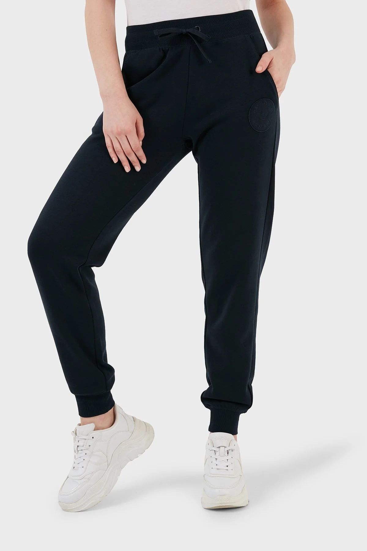 Emporio Armani Pamuklu Regular Fit Şardonlu Jogger Bayan Pantolon 164611 3F256 00135 LACİVERT - 1