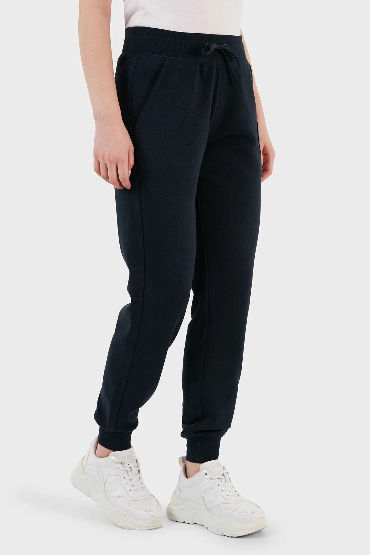 Emporio Armani Pamuklu Regular Fit Şardonlu Jogger Bayan Pantolon 164611 3F256 00135 LACİVERT - 2