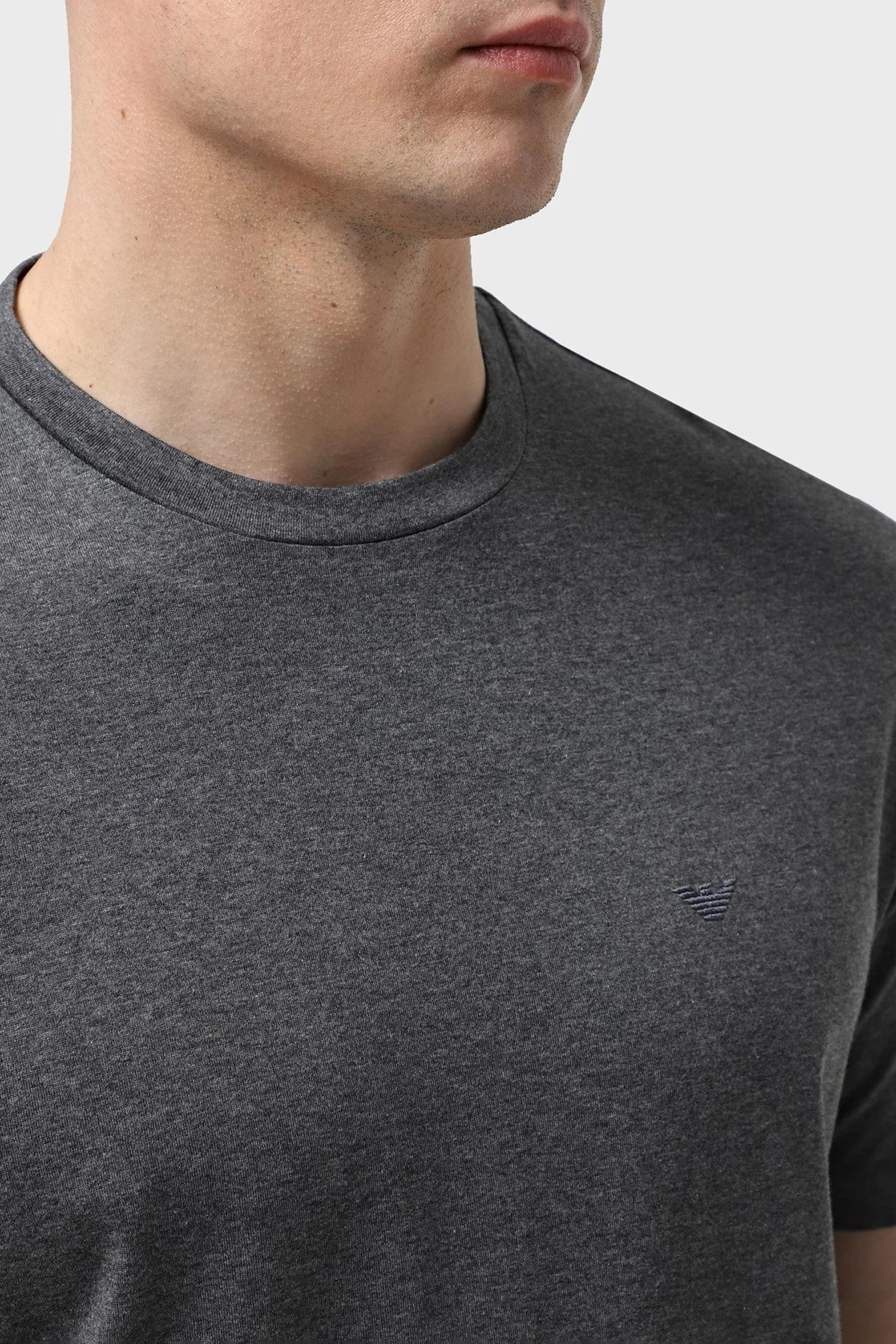 Emporio Armani Pamuklu Regular Fit Sıfır Yaka Erkek T Shirt EM003900 AF18718 O8003 GRİ - 8