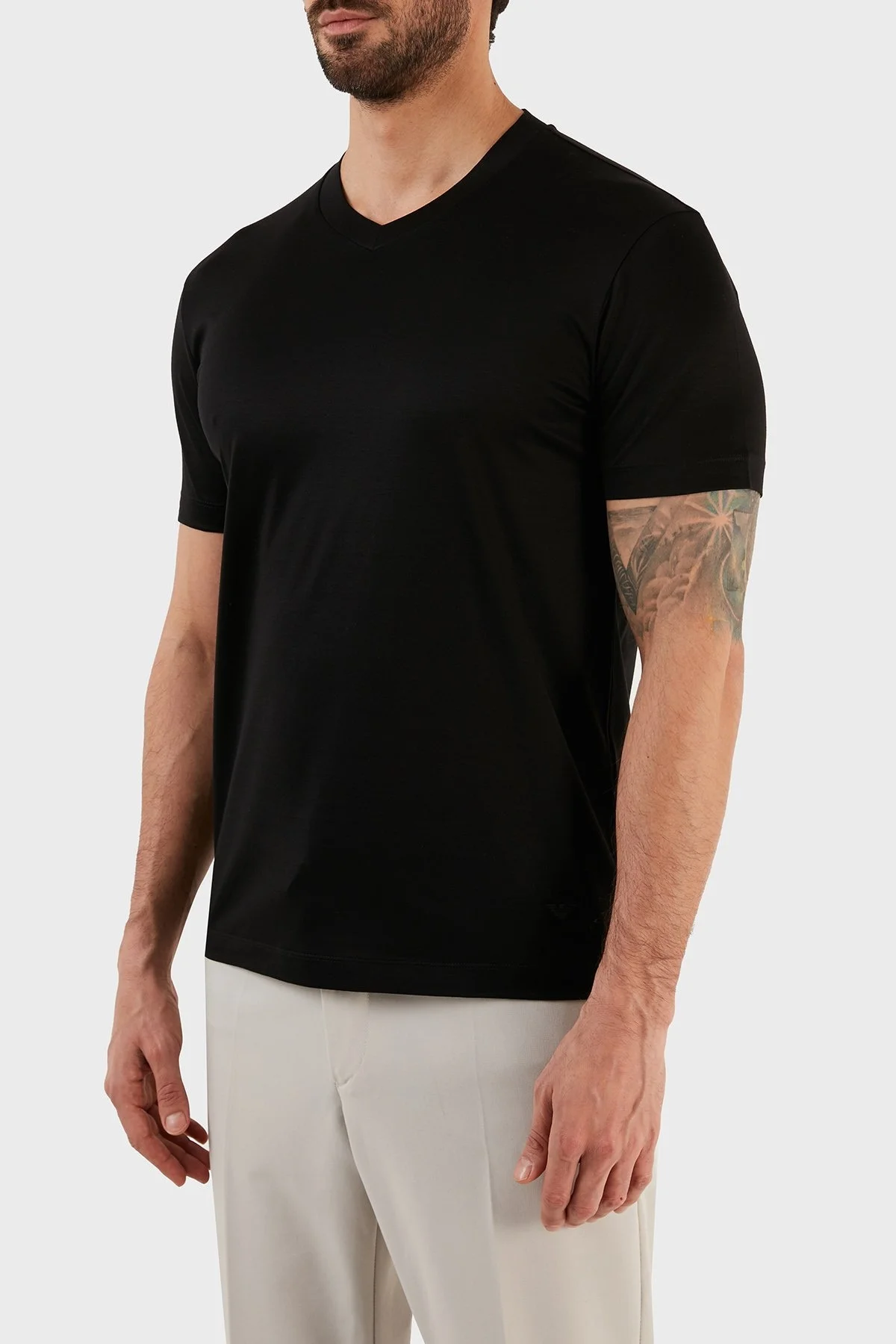 Emporio Armani Pamuklu Regular Fit V Yaka Erkek T Shirt 8N1TE7 1JUVZ 0999 SİYAH - 3