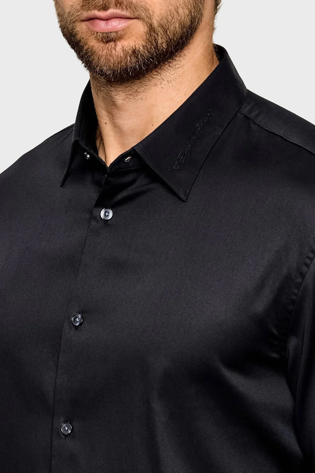 Emporio Armani Pamuklu Regular Fit Yaka Logo Nakışlı Erkek Gömlek EM006705 AF23800 UC001 Siyah - 3