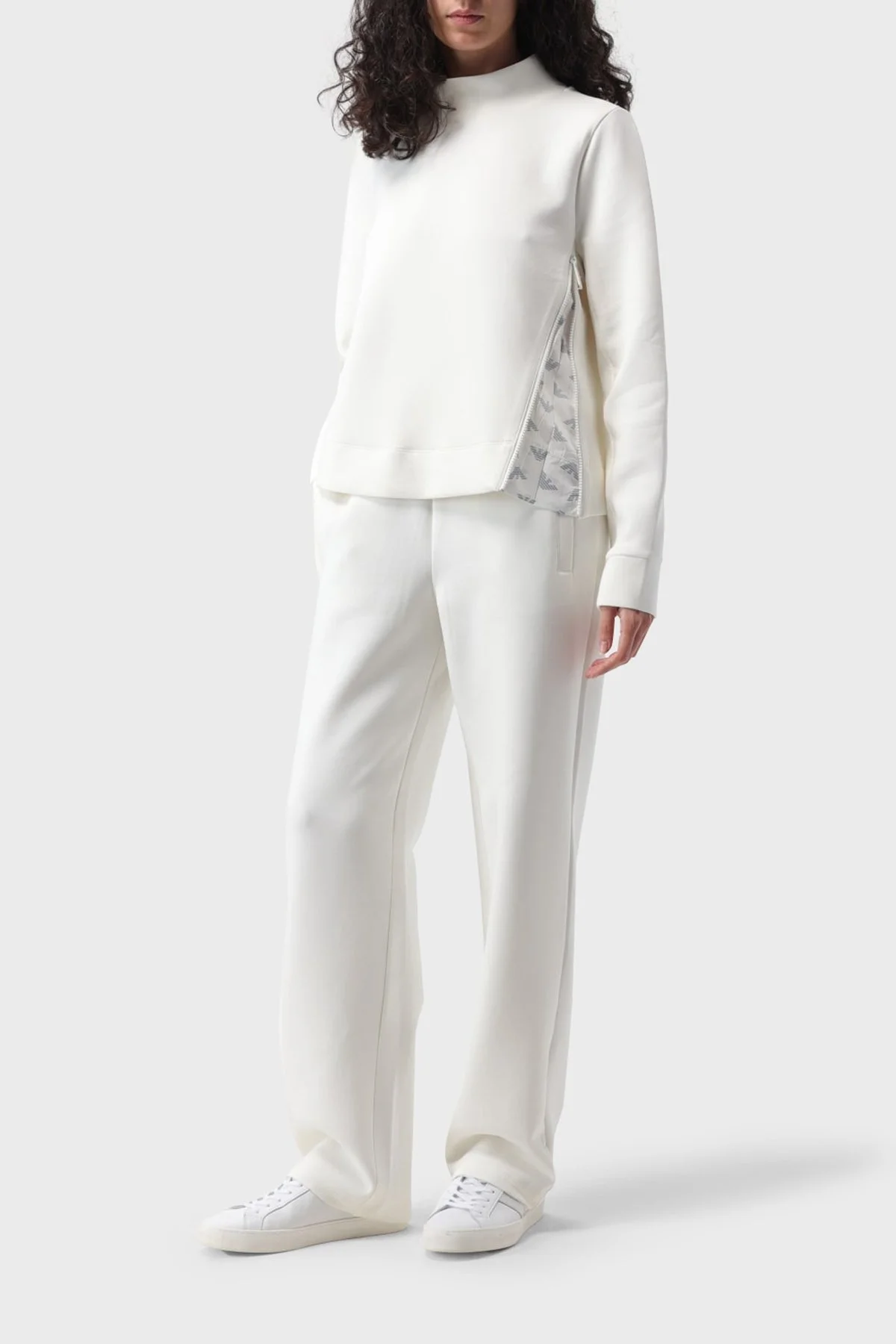 Emporio Armani Pamuklu Regular Fit Yarım Balıkçı Yaka Bayan Sweat 6R2M6D 1JHSZ 0101 BEYAZ - 3