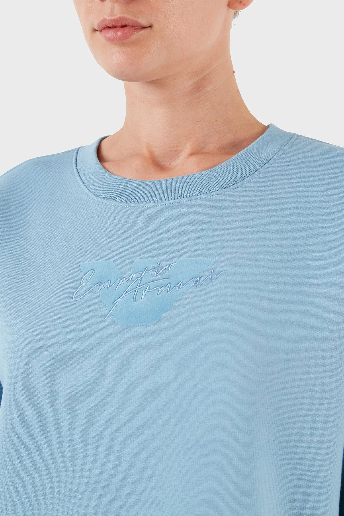 Emporio Armani Pamuklu Relaxed Fit Bisiklet Yaka Crop Kadın Sweat 6R2M7L 2JTDZ 0712 MAVİ - 5