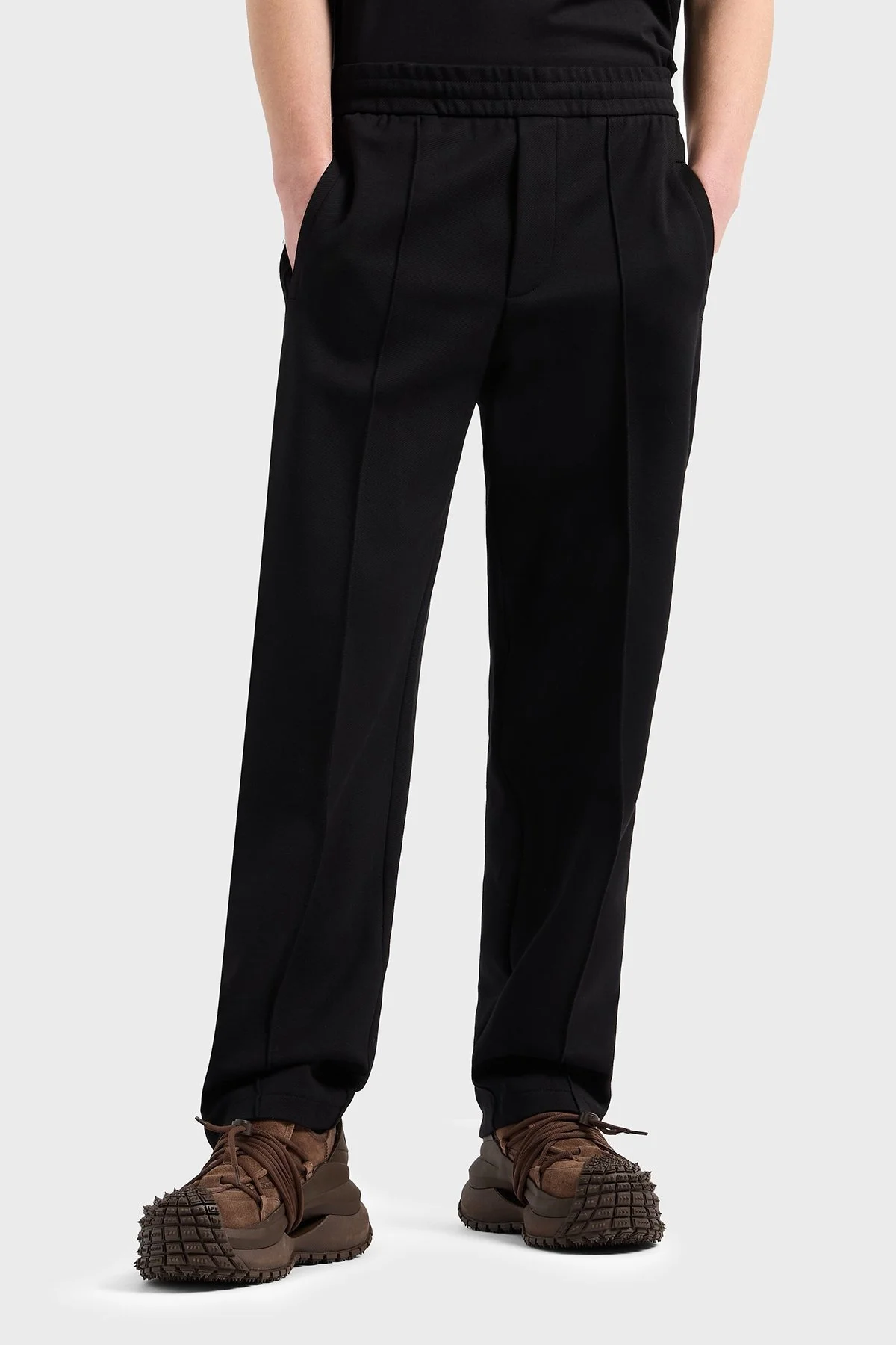 Emporio Armani Pamuklu Relaxed Fit Düz Paça Çizgi Detaylı Erkek Pantolon EM001111 AF13488 UC001 SİYAH - 1