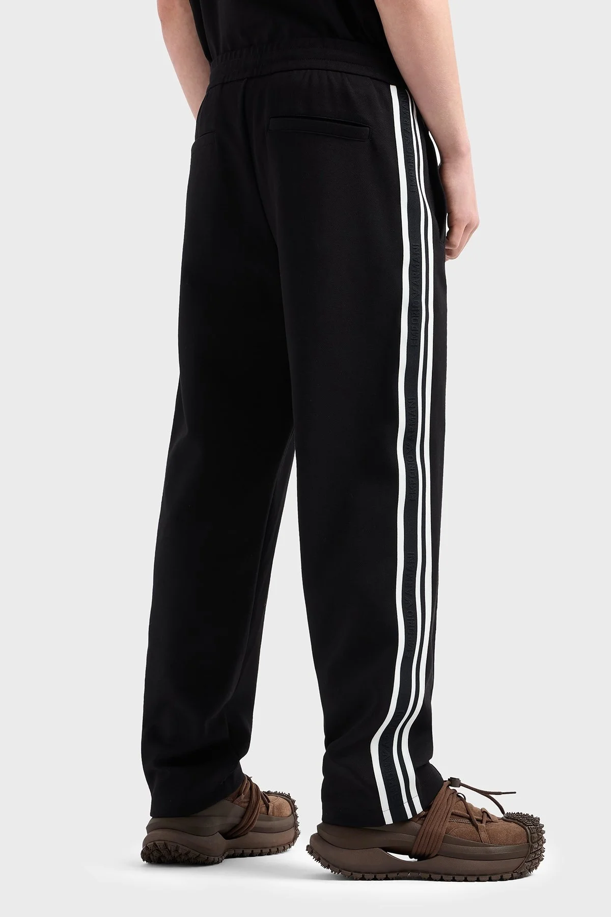 Emporio Armani Pamuklu Relaxed Fit Düz Paça Çizgi Detaylı Erkek Pantolon EM001111 AF13488 UC001 SİYAH - 2