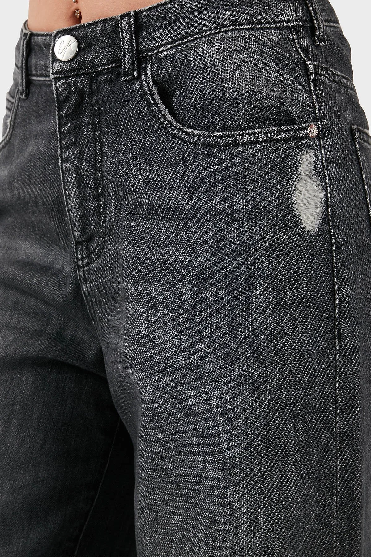 Emporio Armani Pamuklu Relaxed Fit Geniş Paça Vintage Görünümlü Jeans Bayan Kot Pantolon EW000737 AF17033 M8001 GRİ - 6