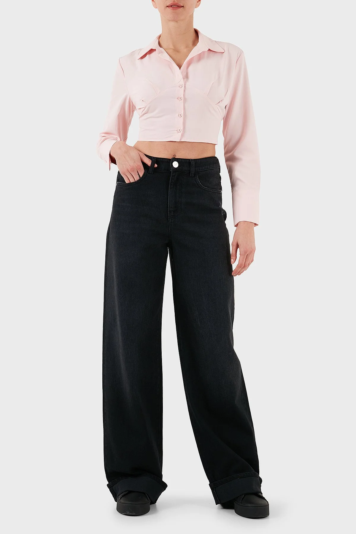 Emporio Armani Pamuklu Relaxed Fit Geniş Paça Vintage Görünümlü Jeans Kadın Kot Pantolon EW000737 AF17033 MC002 SİYAH - 2