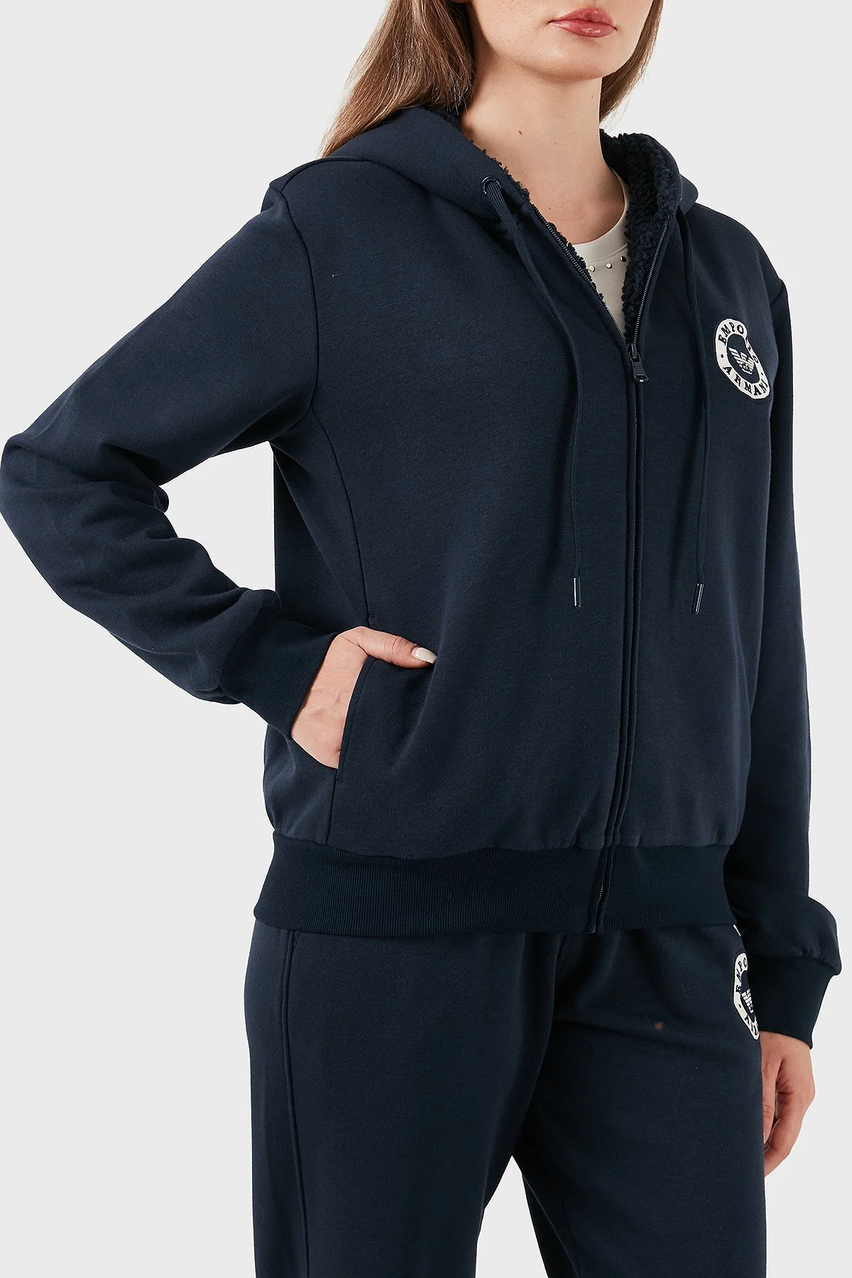 Emporio Armani Pamuklu Relaxed Fit Kapüşonlu İçi Yumaşak Tüylü Fermuarlı Bayan Sweat EW001935 AF15363 UB101 LACİVERT - 4
