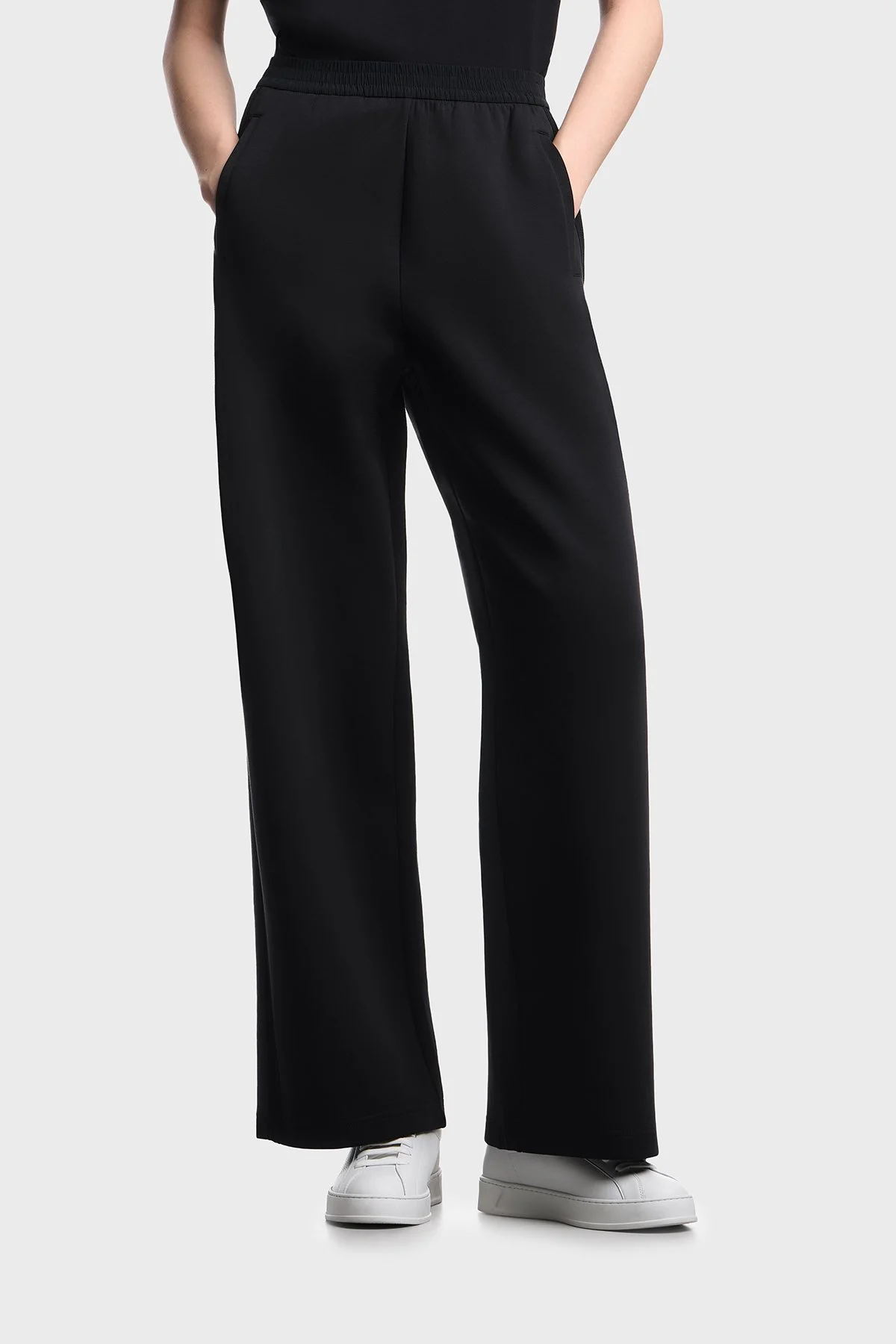 Emporio Armani Pamuklu Relaxed Fit Lastikli Bel Bol Paça Kadın Pantolon EW003866 AF10002 UC001 SİYAH - 1