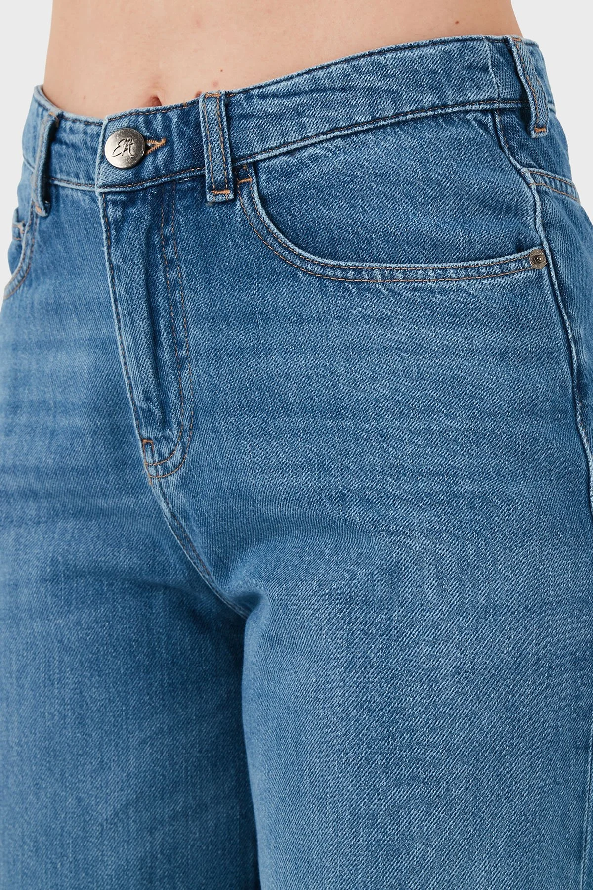 Emporio Armani Pamuklu Relaxed Fit Yüksek Bel Jeans Kadın Kot Pantolon EW000737 AF22225 MB003 LACİVERT - 7