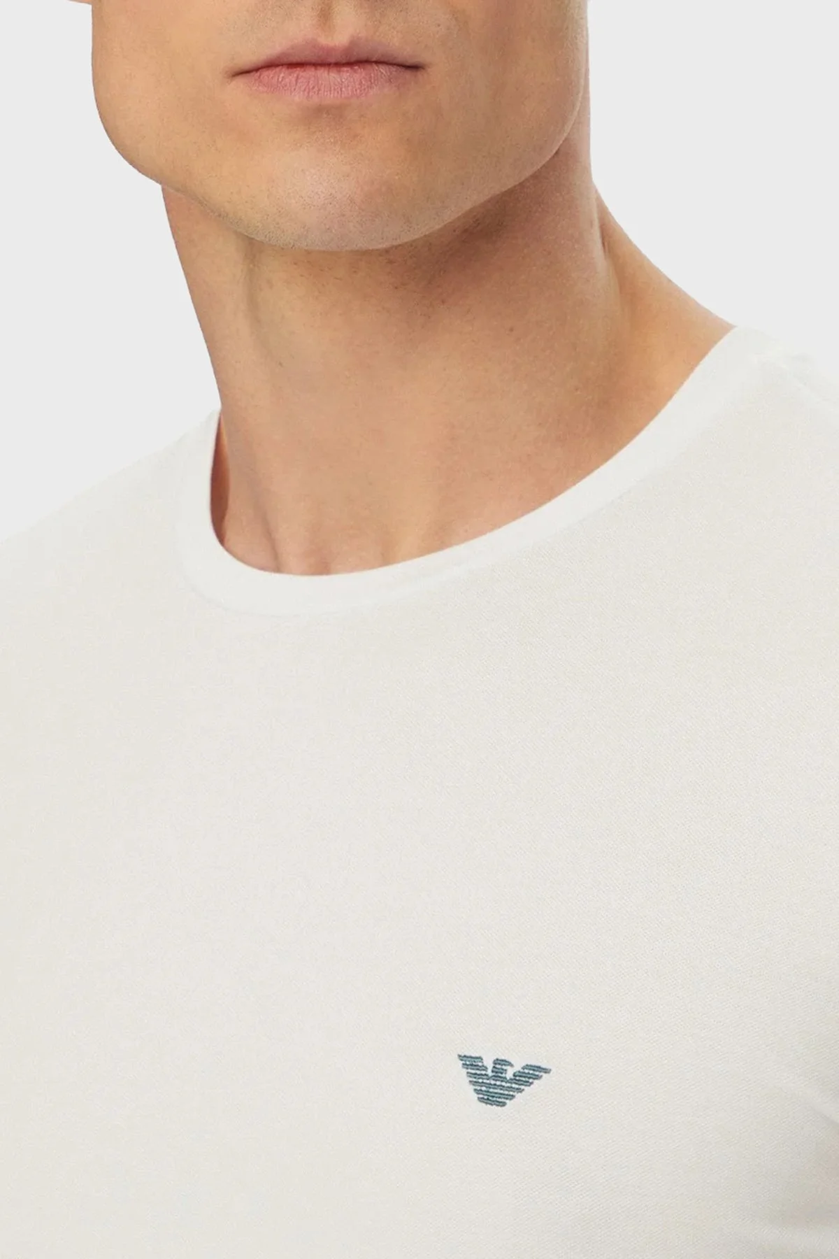 Emporio Armani Pamuklu Slim Fit Bisiklet Yaka Erkek T Shirt EM000379 AF18895 U0002 BEYAZ - 4