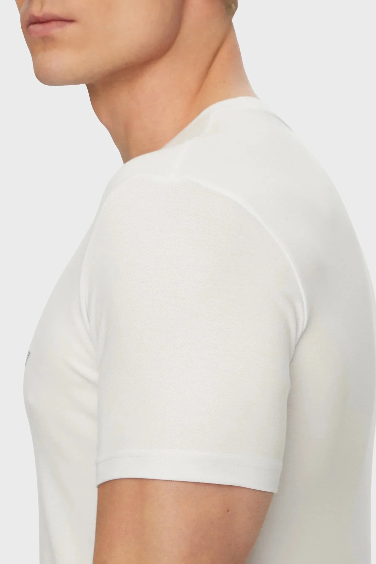 Emporio Armani Pamuklu Slim Fit Bisiklet Yaka Erkek T Shirt EM000379 AF18895 U0002 BEYAZ - 5